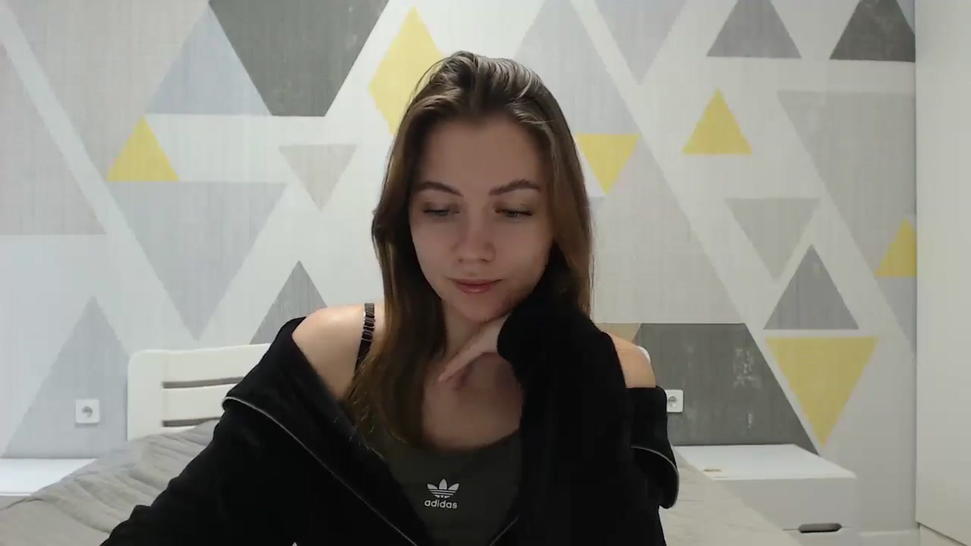 Gallery image thumbnail from Sulfate0's myfreecams stream on, 01/24/2025, 10:29 image 18 of 20