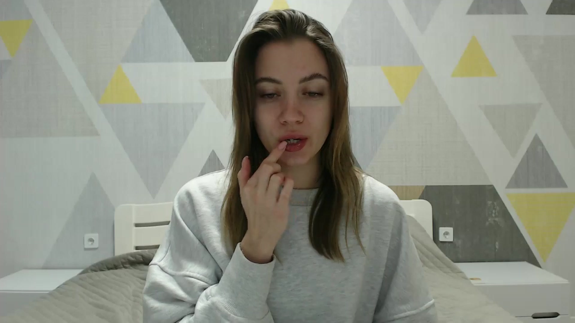 Gallery image thumbnail from Sulfate0's myfreecams stream on, 01/27/2025, 07:36 image 8 of 20