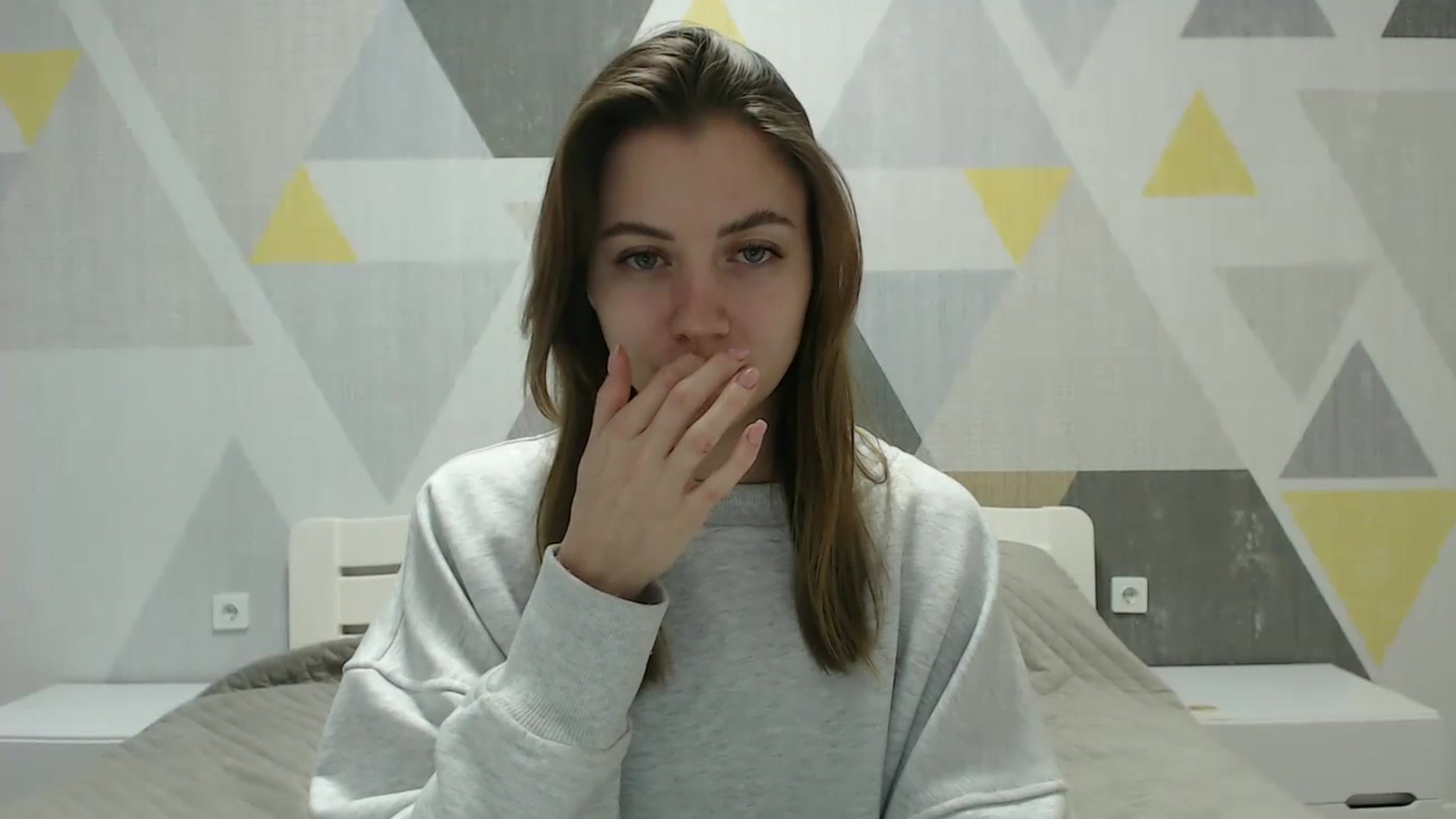 Gallery image thumbnail from Sulfate0's myfreecams stream on, 01/27/2025, 07:36 image 16 of 20