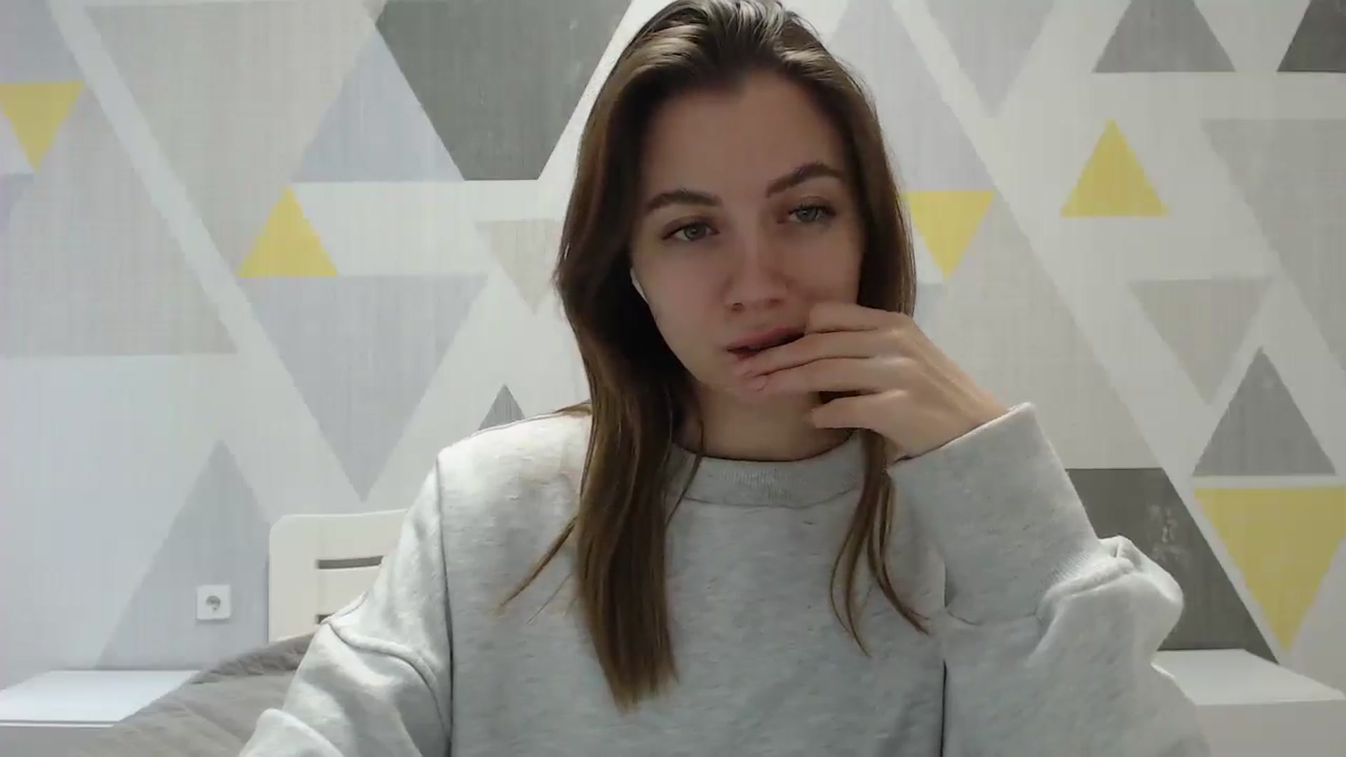 Gallery image thumbnail from Sulfate0's myfreecams stream on, 01/27/2025, 09:32 image 7 of 20
