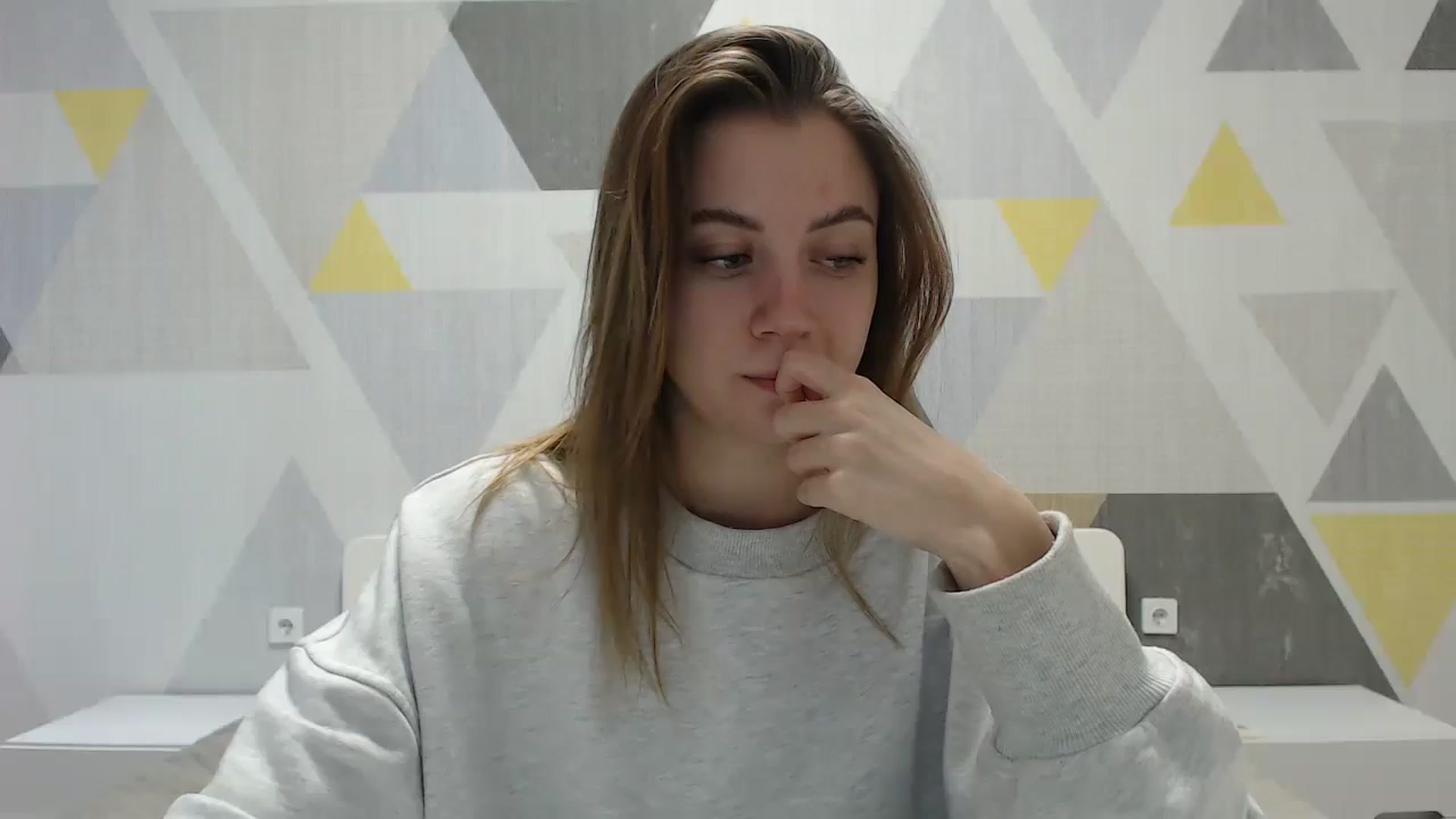 Gallery image thumbnail from Sulfate0's myfreecams stream on, 01/27/2025, 10:28 image 3 of 20