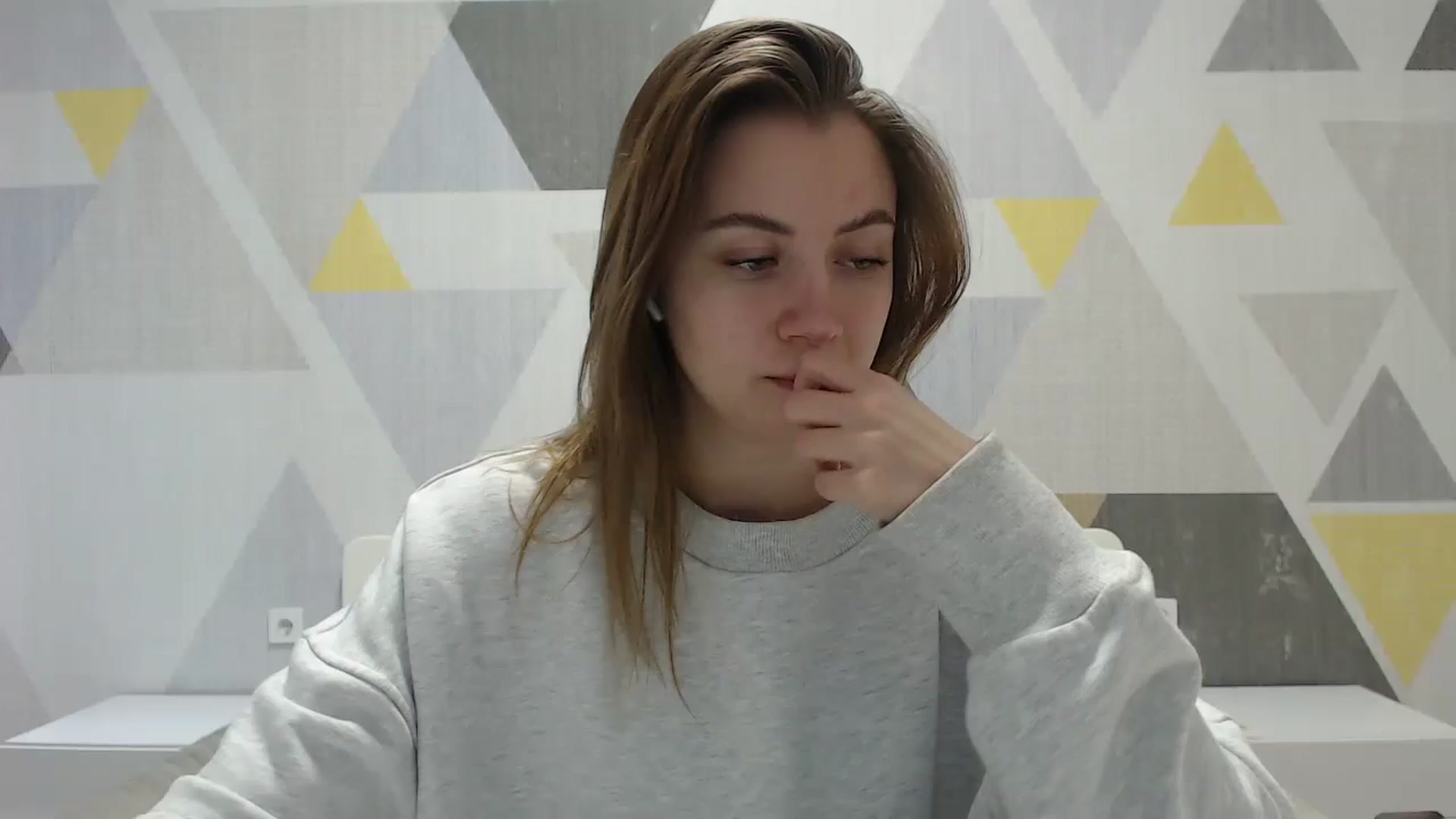 Gallery image thumbnail from Sulfate0's myfreecams stream on, 01/27/2025, 10:28 image 1 of 20