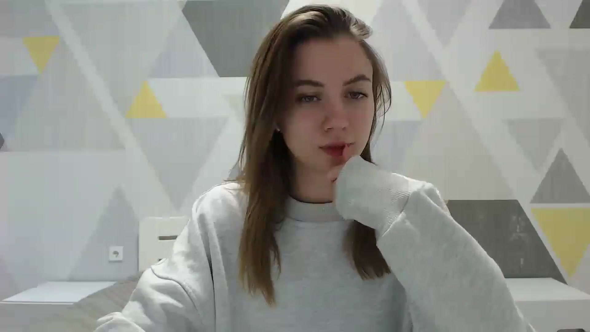 Gallery image thumbnail from Sulfate0's myfreecams stream on, 01/27/2025, 10:28 image 9 of 20