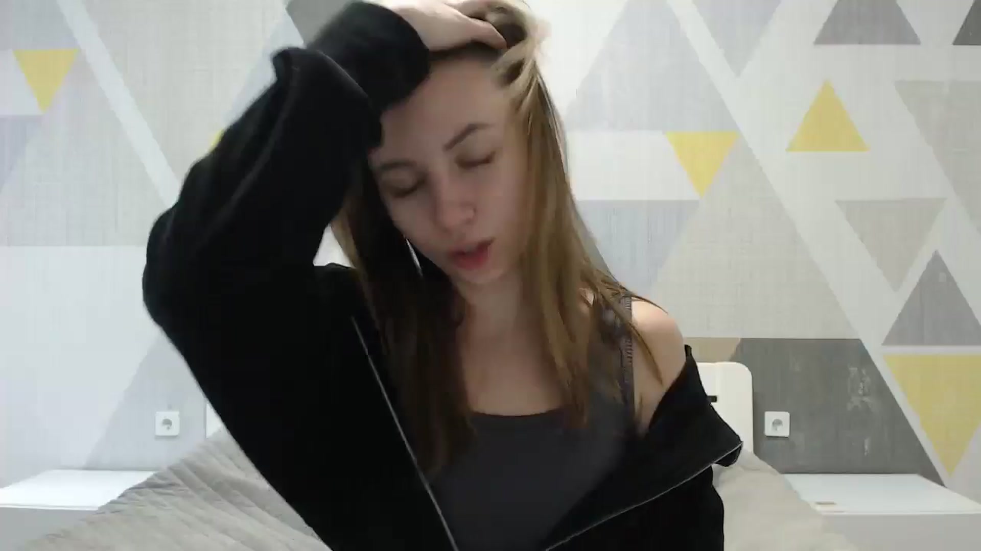 Gallery image thumbnail from Sulfate0's myfreecams stream on, 01/29/2025, 10:19 image 12 of 20
