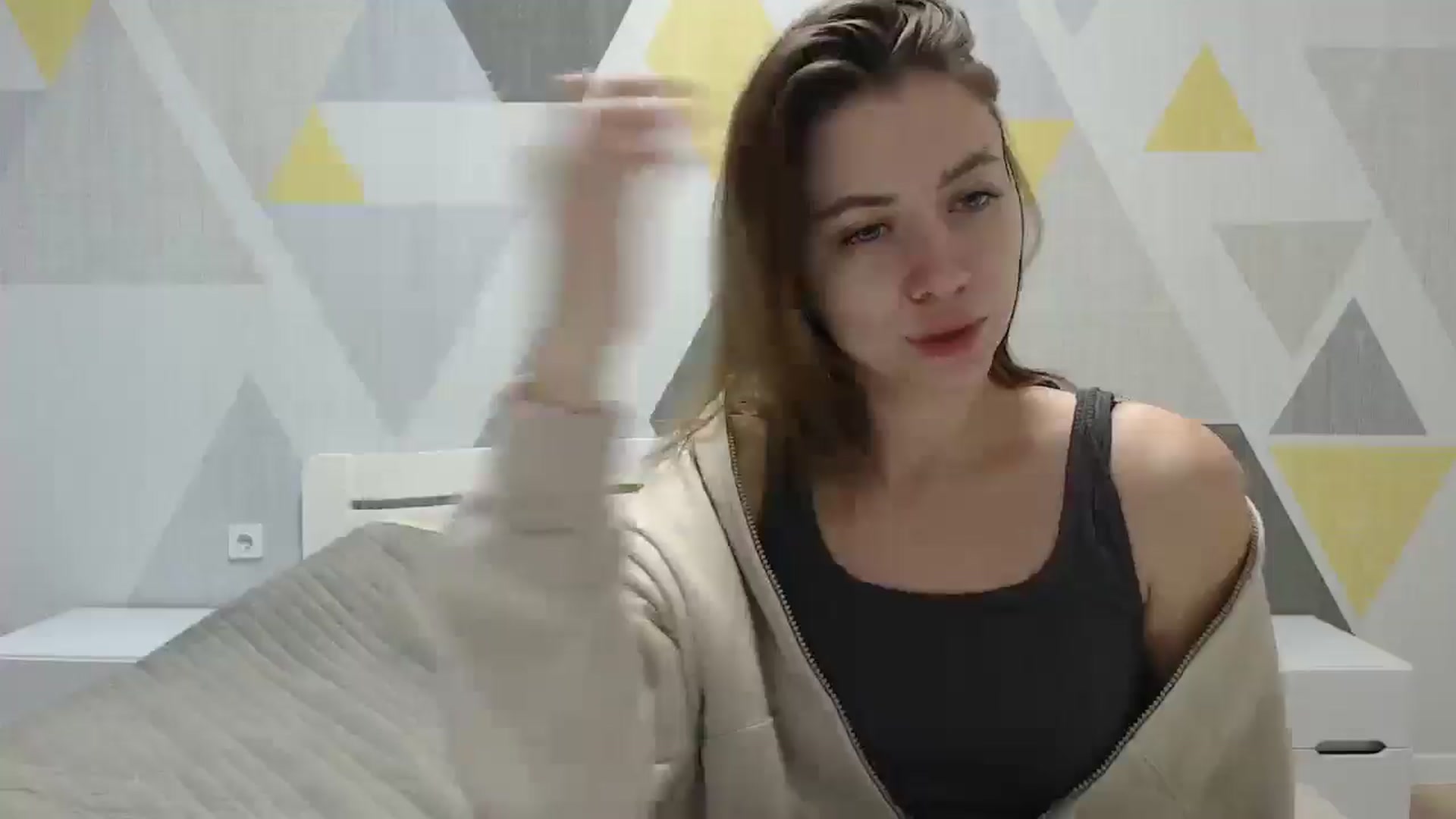 Gallery image thumbnail from Sulfate0's myfreecams stream on, 01/31/2025, 07:39 image 4 of 20
