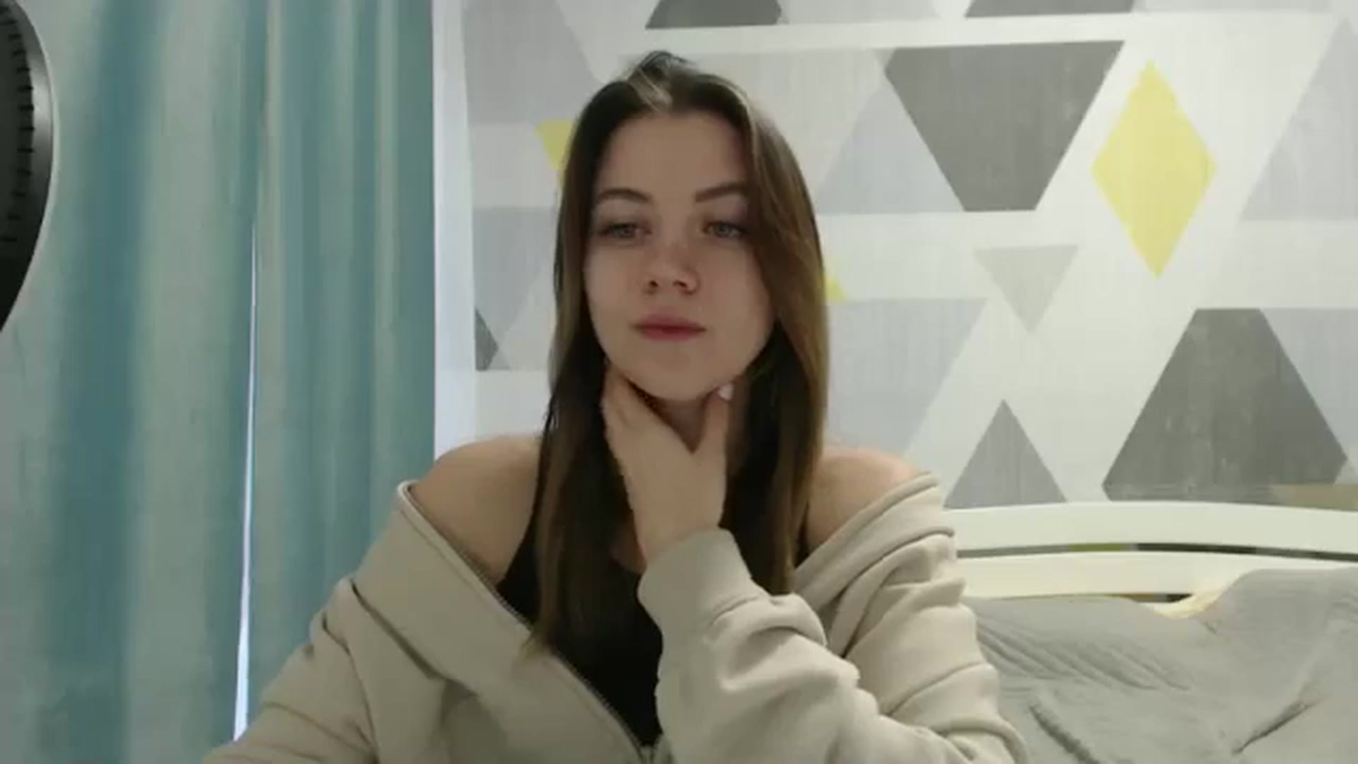 Gallery image thumbnail from Sulfate0's myfreecams stream on, 02/06/2025, 07:14 image 17 of 20