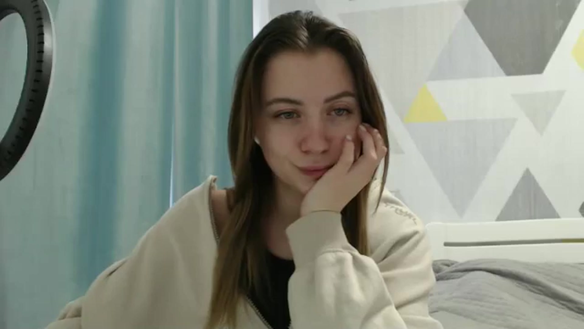Gallery image thumbnail from Sulfate0's myfreecams stream on, 02/07/2025, 11:46 image 2 of 20