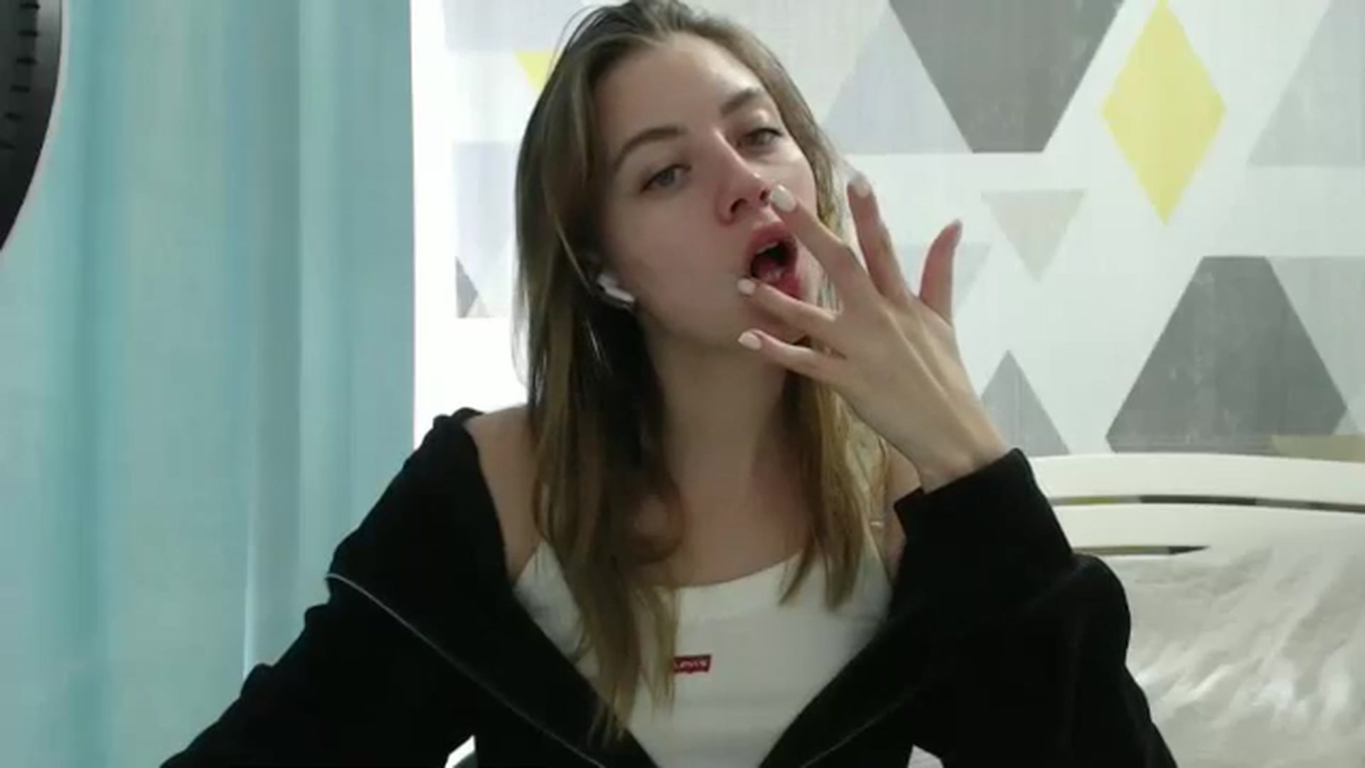 Gallery image thumbnail from Sulfate0's myfreecams stream on, 02/08/2025, 12:02 image 11 of 20