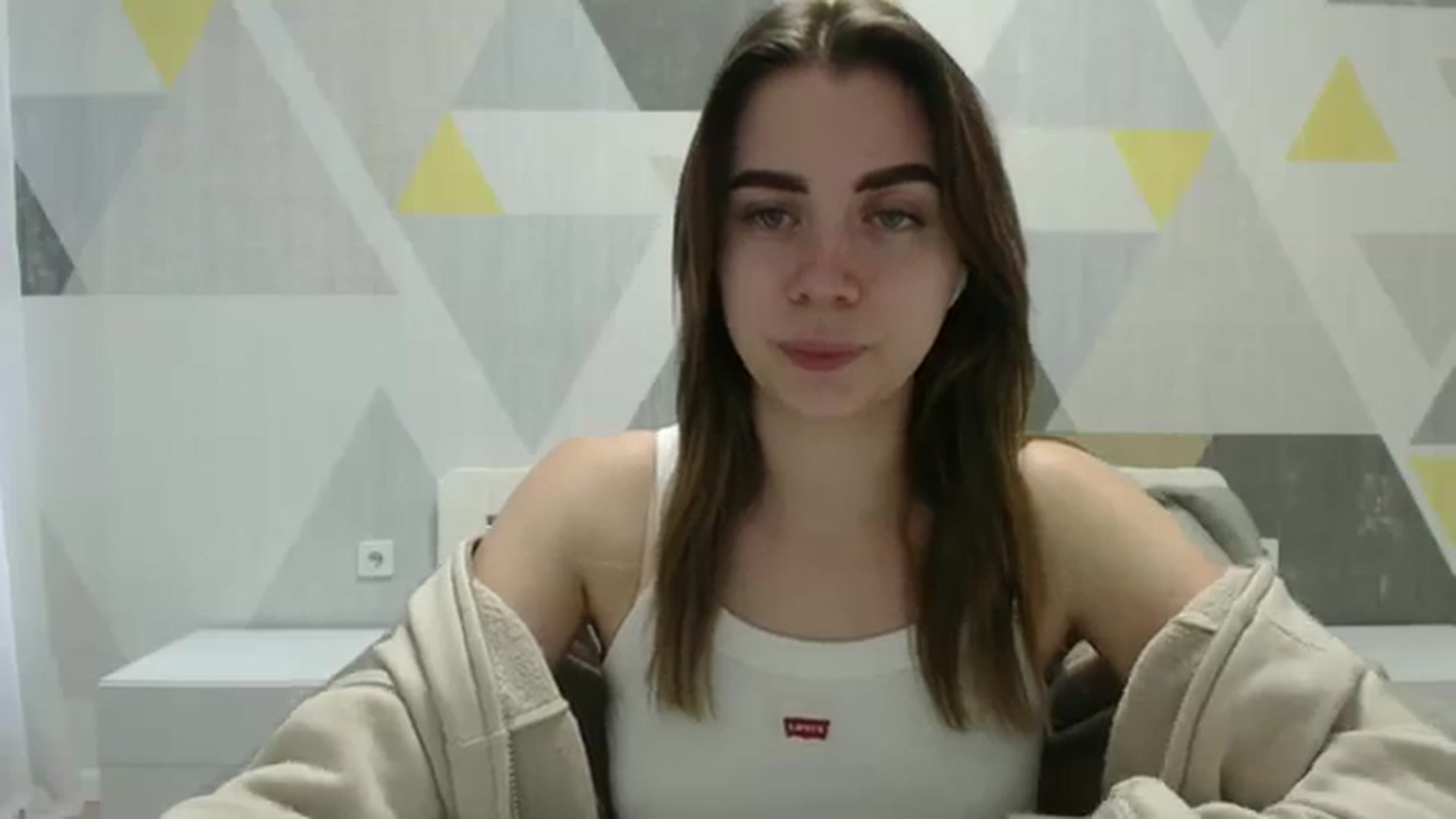 Gallery image thumbnail from Sulfate0's myfreecams stream on, 02/15/2025, 09:37 image 10 of 20