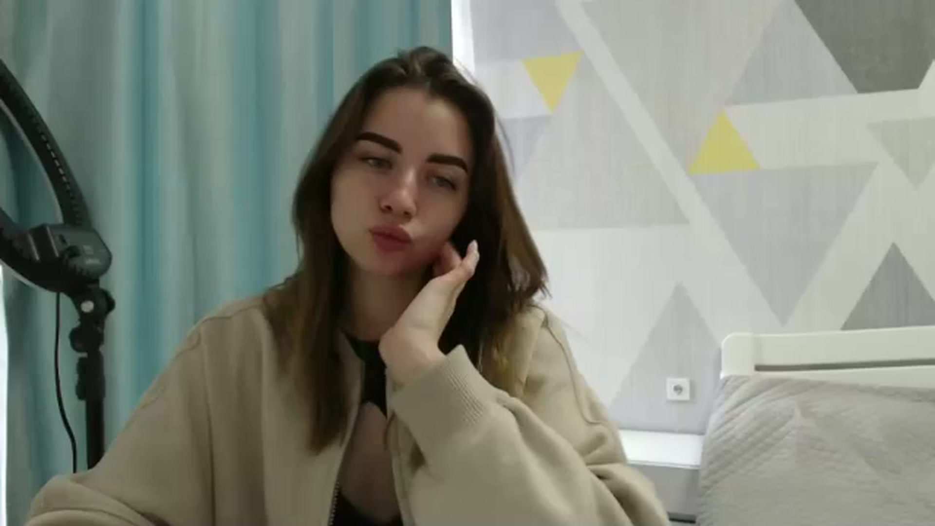 Gallery image thumbnail from Sulfate0's myfreecams stream on, 02/17/2025, 11:22 image 19 of 20