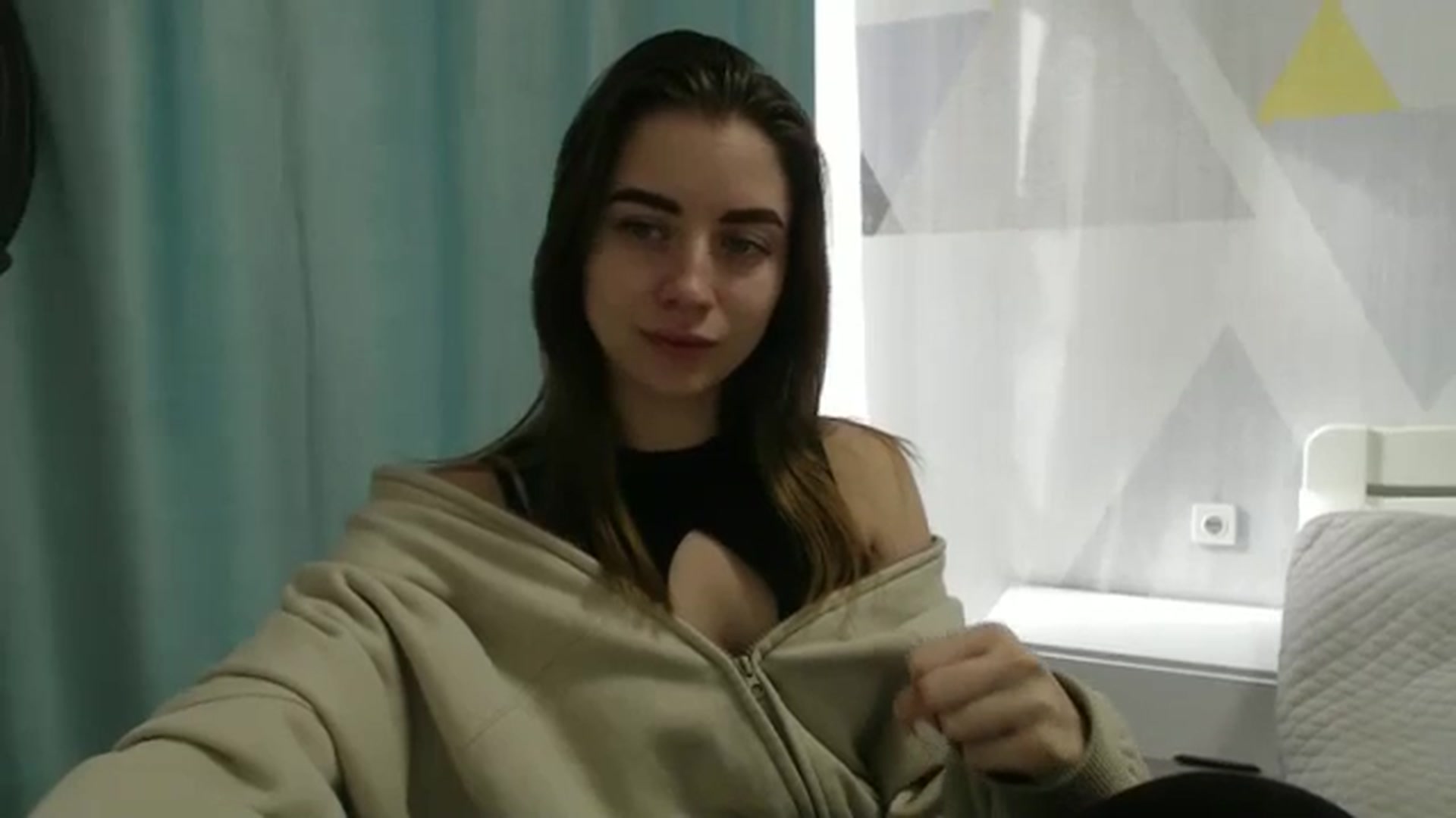 Gallery image thumbnail from Sulfate0's myfreecams stream on, 02/18/2025, 09:33 image 7 of 20