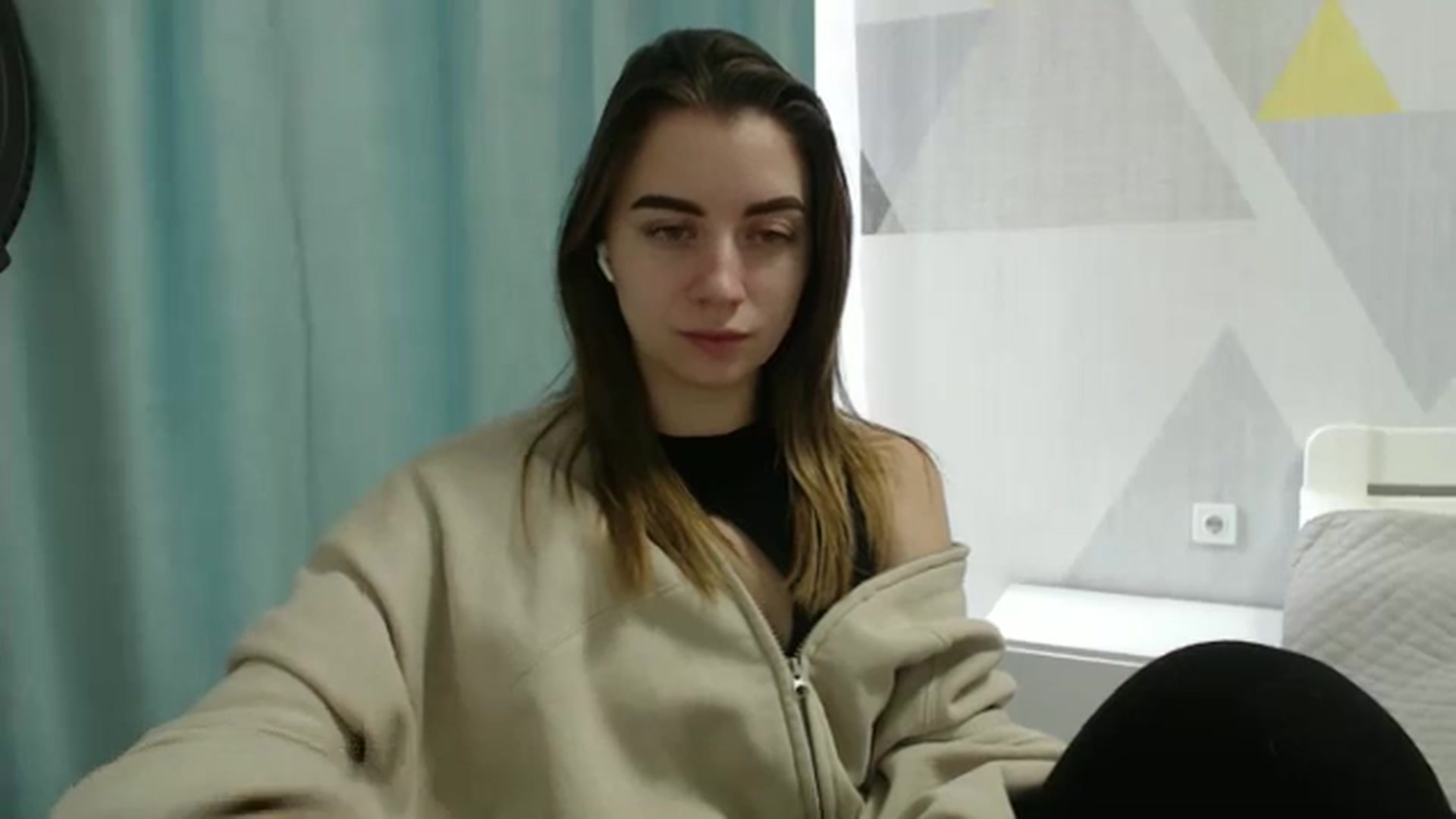 Gallery image thumbnail from Sulfate0's myfreecams stream on, 02/18/2025, 09:33 image 3 of 20