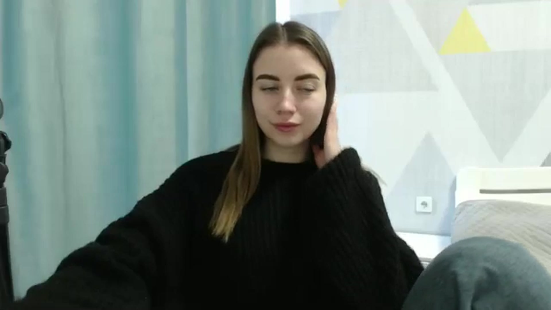 Gallery image thumbnail from Sulfate0's myfreecams stream on, 02/19/2025, 07:58 image 14 of 20