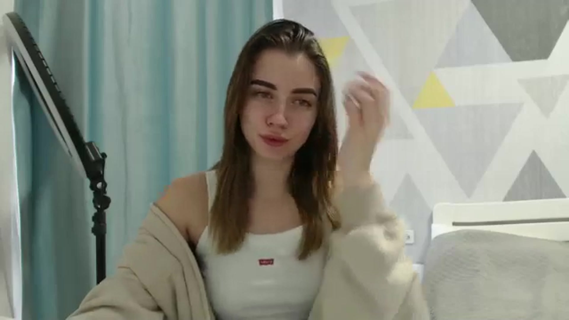 Gallery image thumbnail from Sulfate0's myfreecams stream on, 02/20/2025, 11:06 image 13 of 20