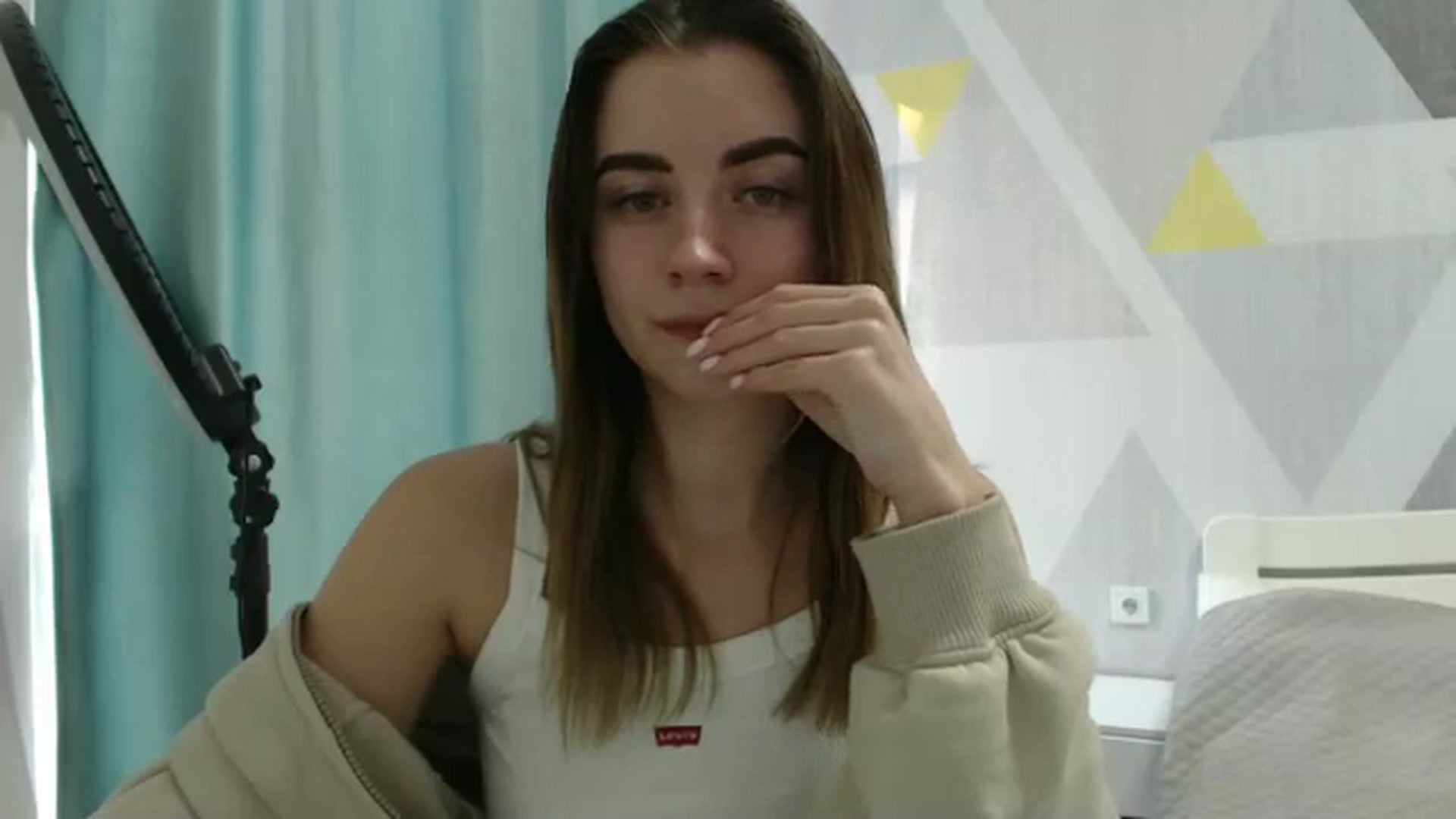 Gallery image thumbnail from Sulfate0's myfreecams stream on, 02/20/2025, 12:27 image 17 of 20