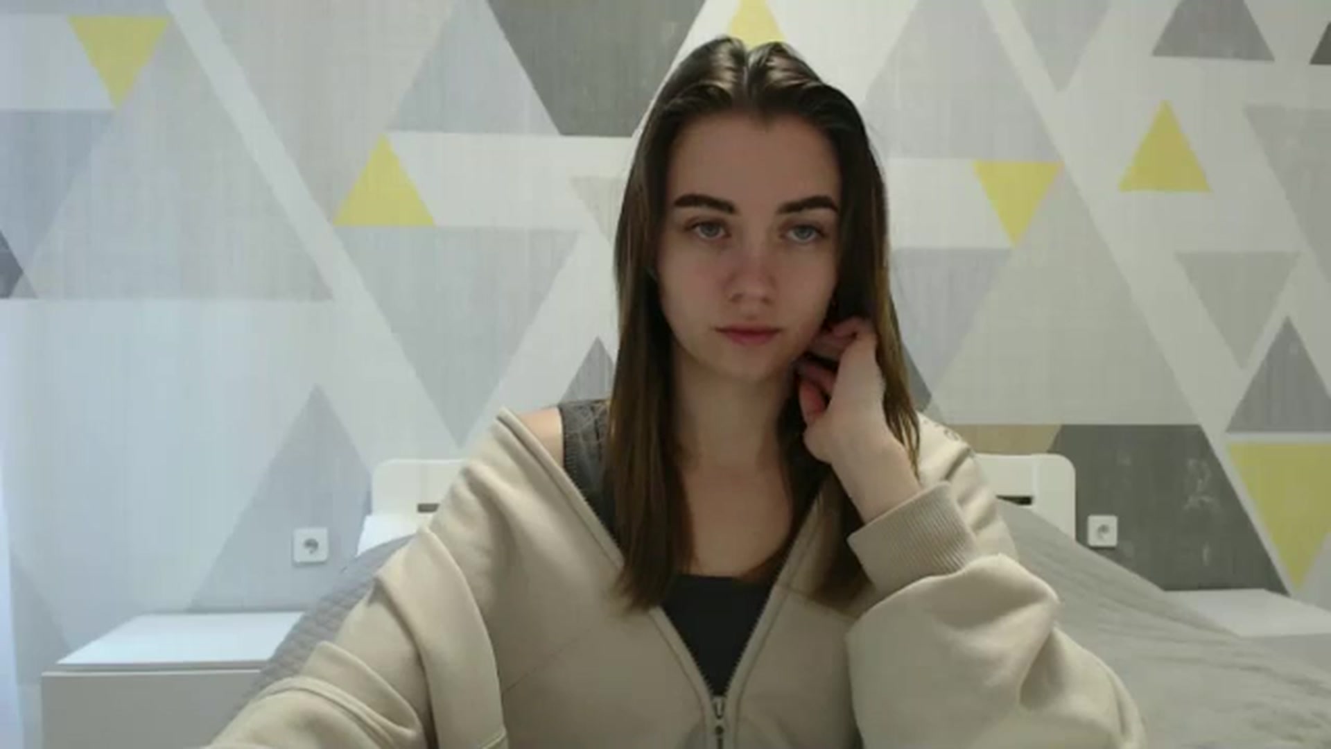 Gallery image thumbnail from Sulfate0's myfreecams stream on, 02/23/2025, 08:13 image 18 of 20