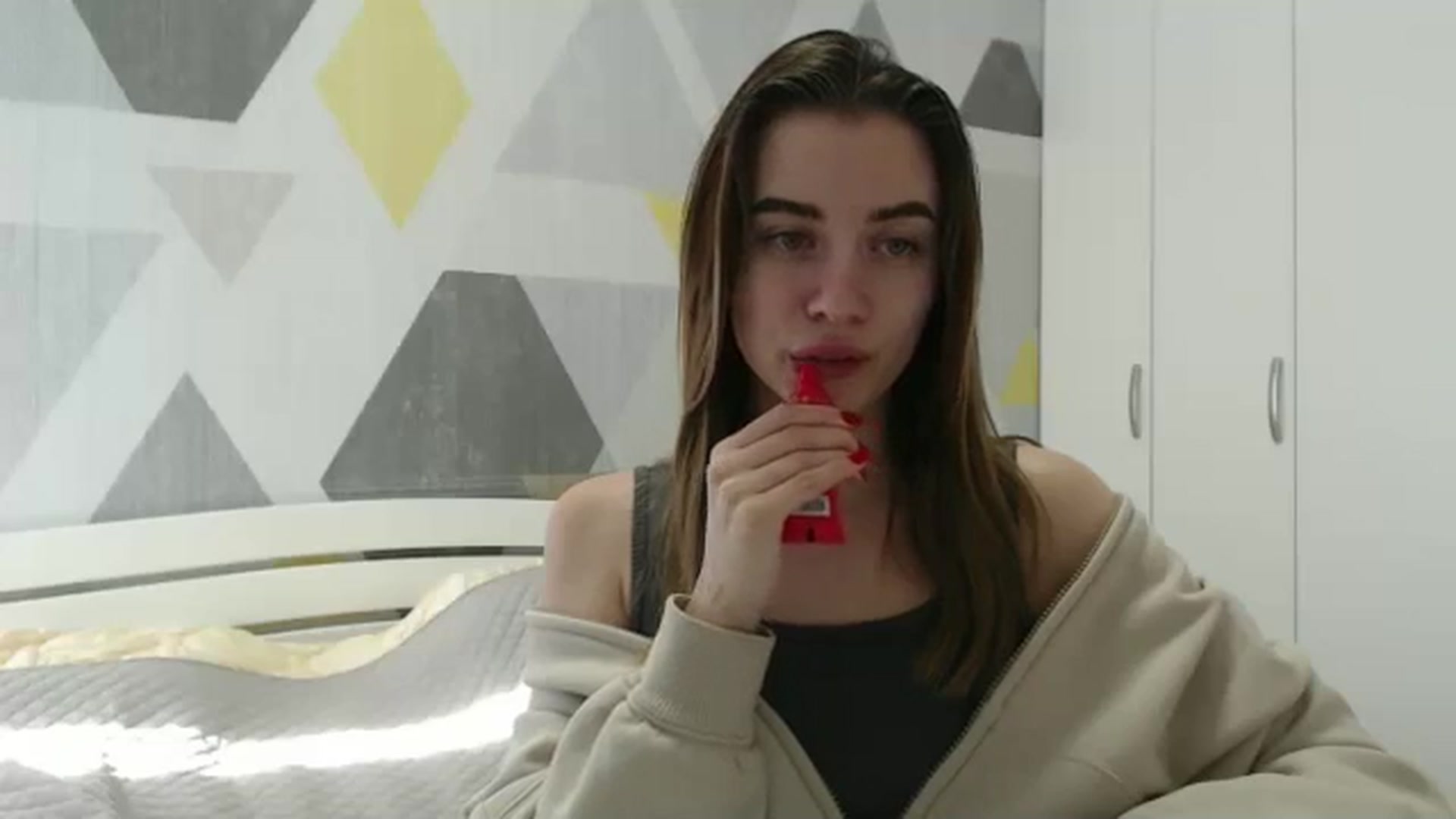 Gallery image thumbnail from Sulfate0's myfreecams stream on, 02/23/2025, 11:15 image 19 of 20