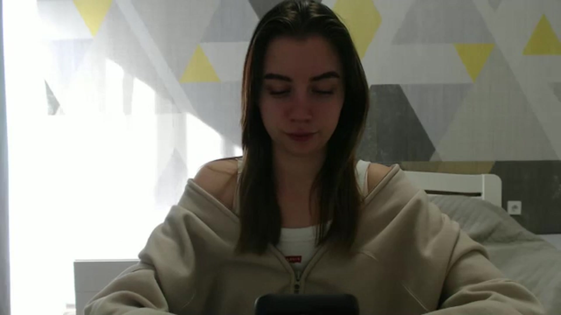 Gallery image thumbnail from Sulfate0's myfreecams stream on, 02/24/2025, 09:48 image 14 of 20