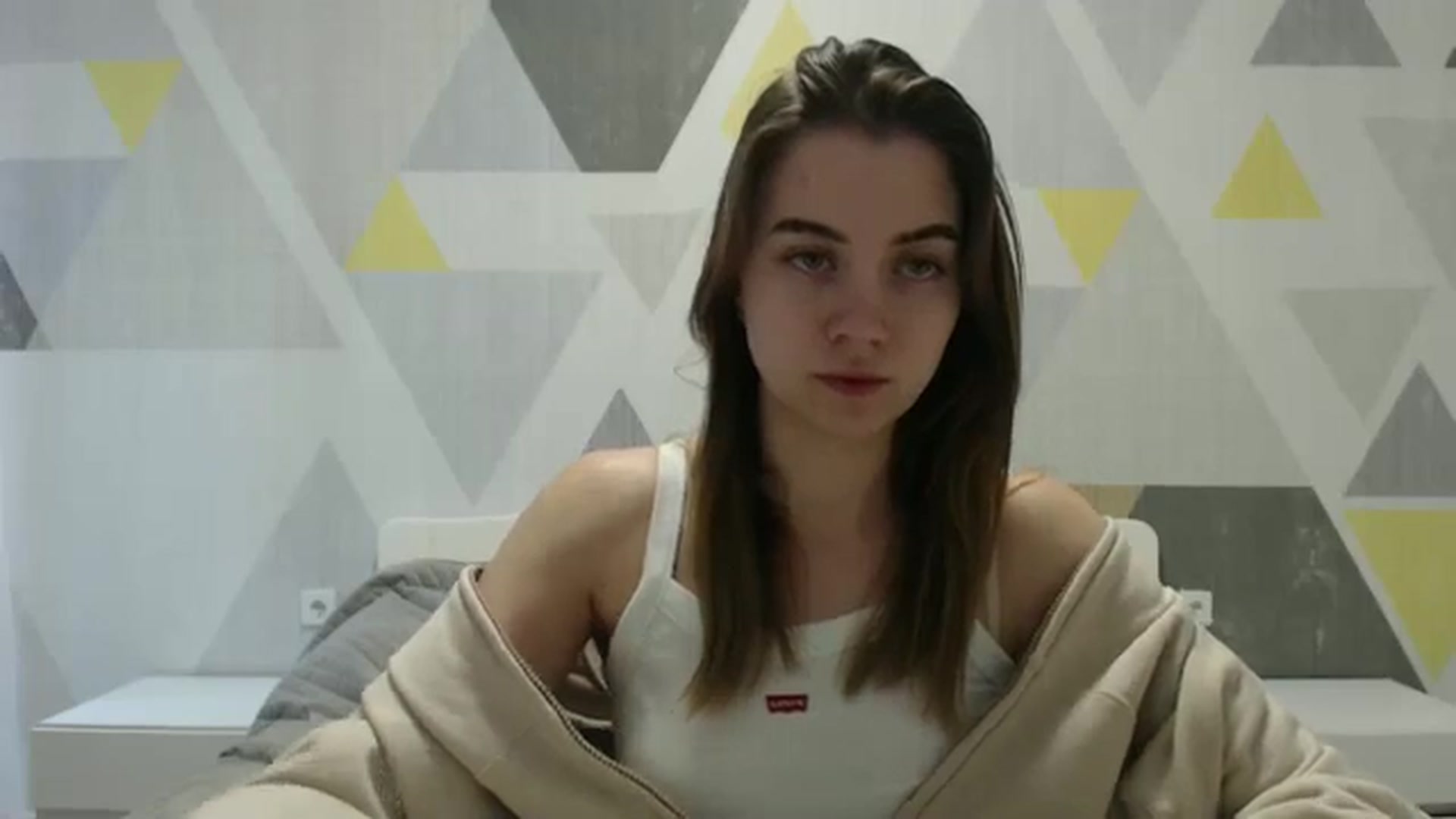 Gallery image thumbnail from Sulfate0's myfreecams stream on, 02/25/2025, 07:36 image 9 of 20