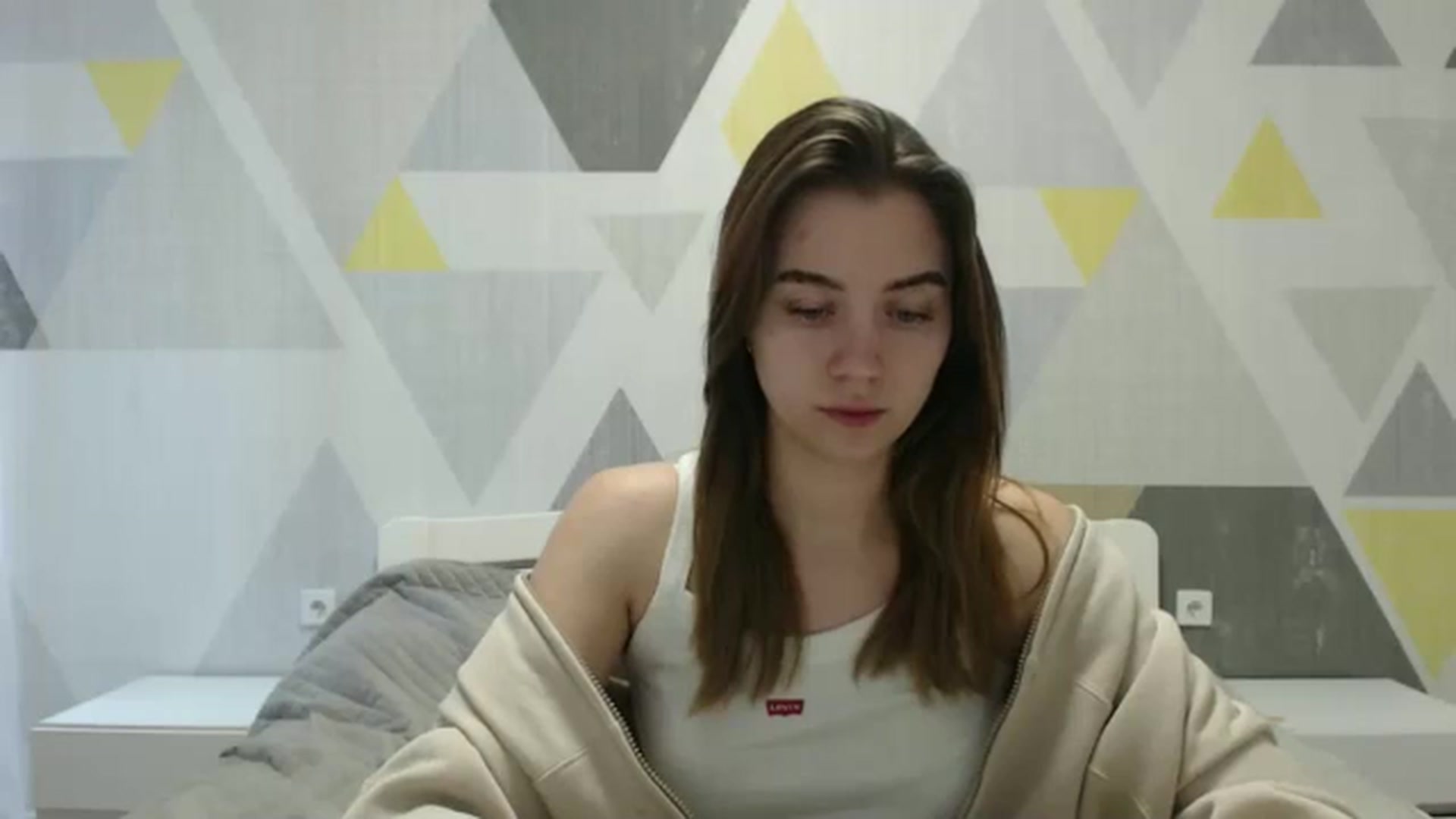 Gallery image thumbnail from Sulfate0's myfreecams stream on, 02/25/2025, 07:36 image 13 of 20