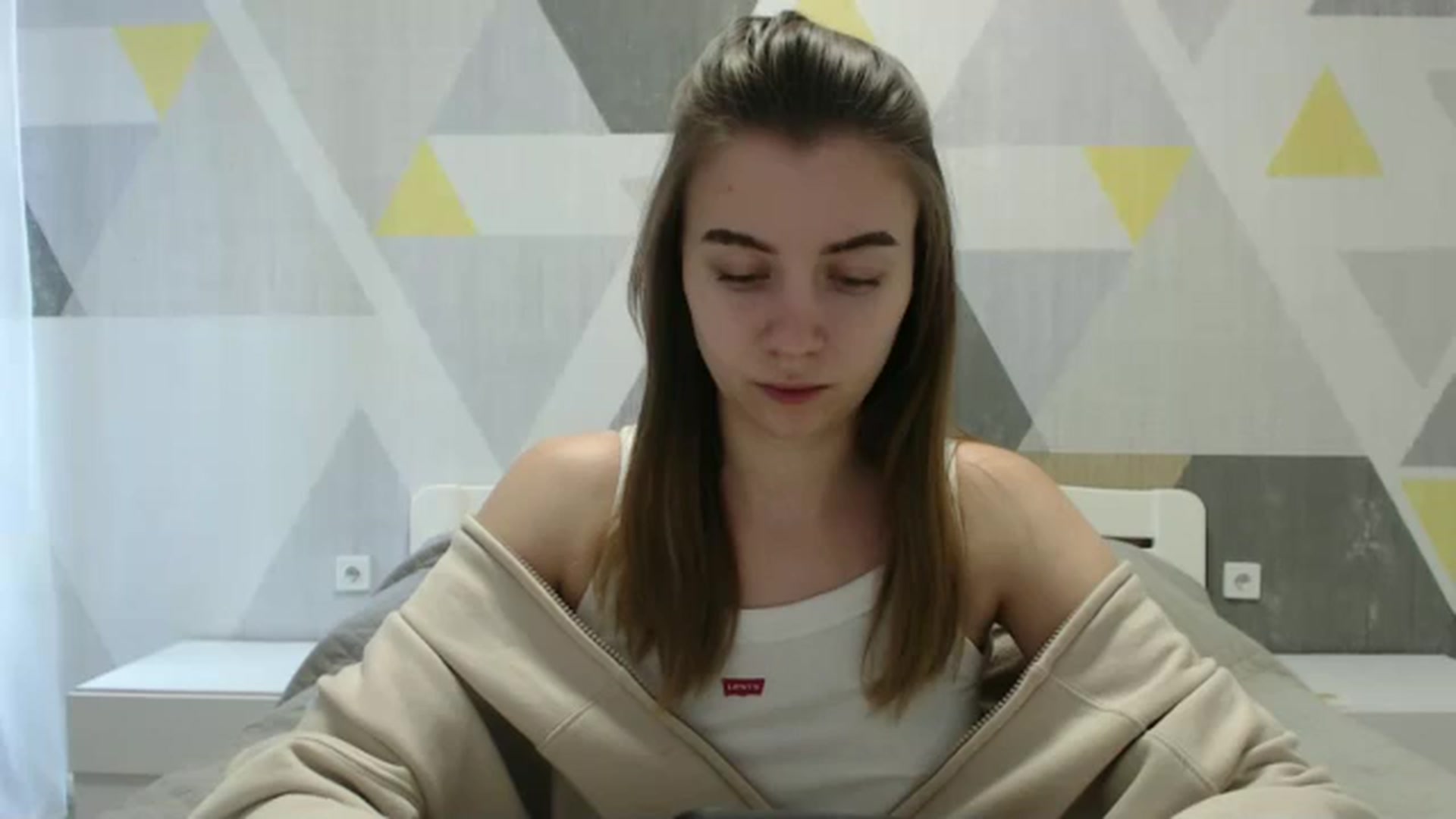 Gallery image thumbnail from Sulfate0's myfreecams stream on, 02/25/2025, 08:29 image 16 of 20