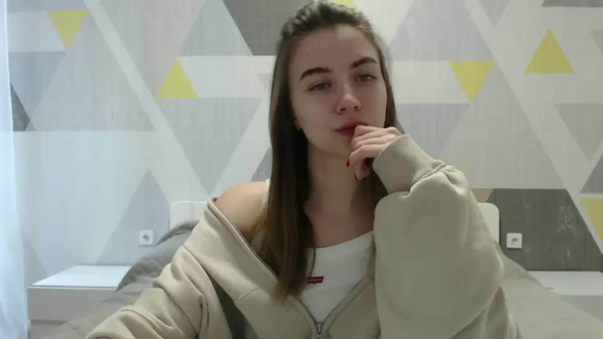 Gallery image thumbnail from Sulfate0's myfreecams stream on, 02/25/2025, 08:29 image 13 of 20