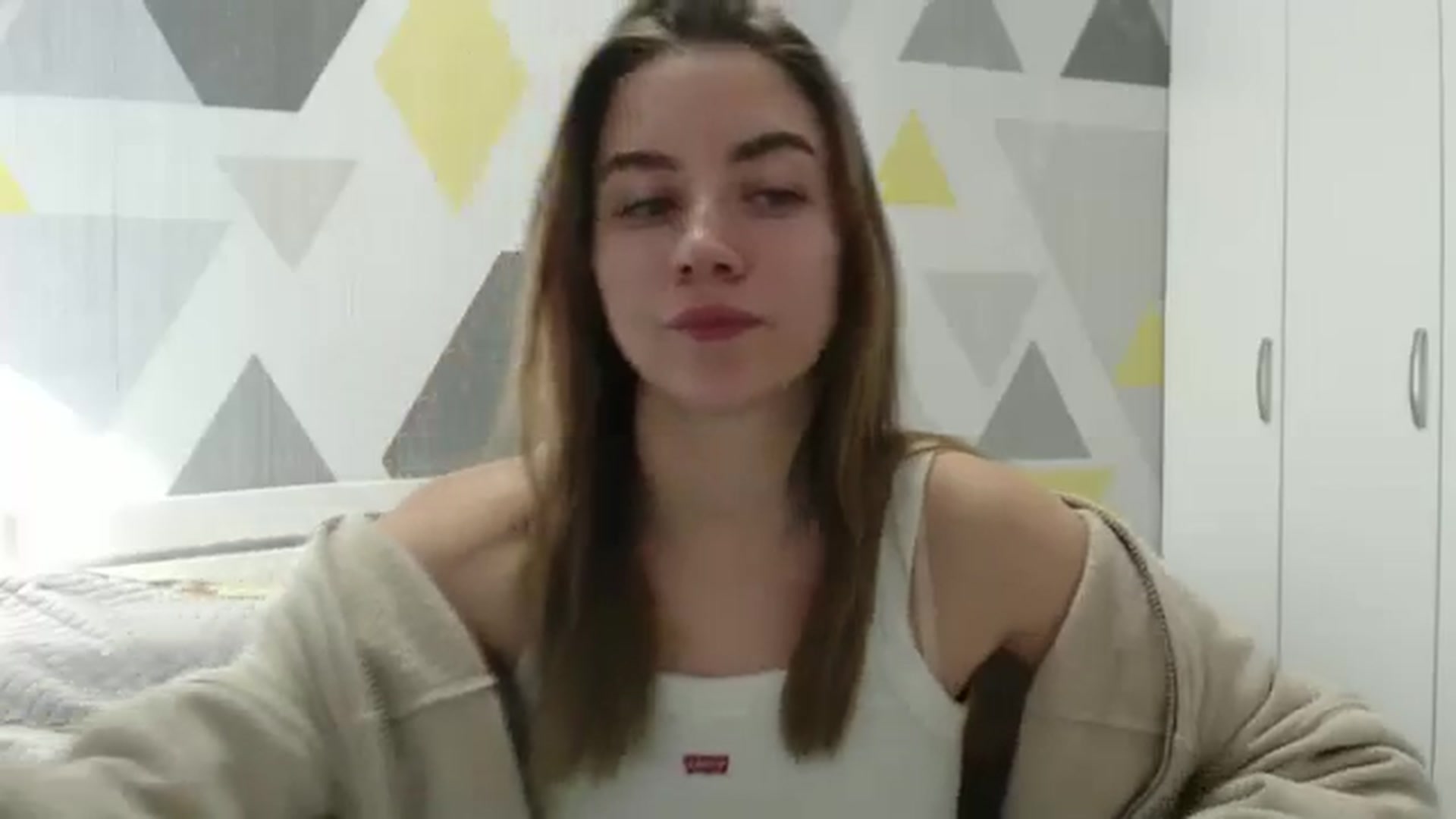 Gallery image thumbnail from Sulfate0's myfreecams stream on, 02/25/2025, 09:47 image 7 of 20