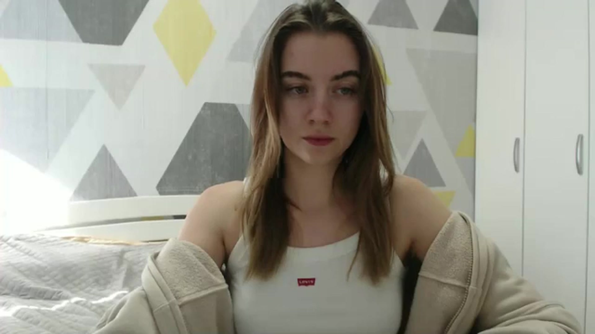 Gallery image thumbnail from Sulfate0's myfreecams stream on, 02/25/2025, 09:47 image 13 of 20
