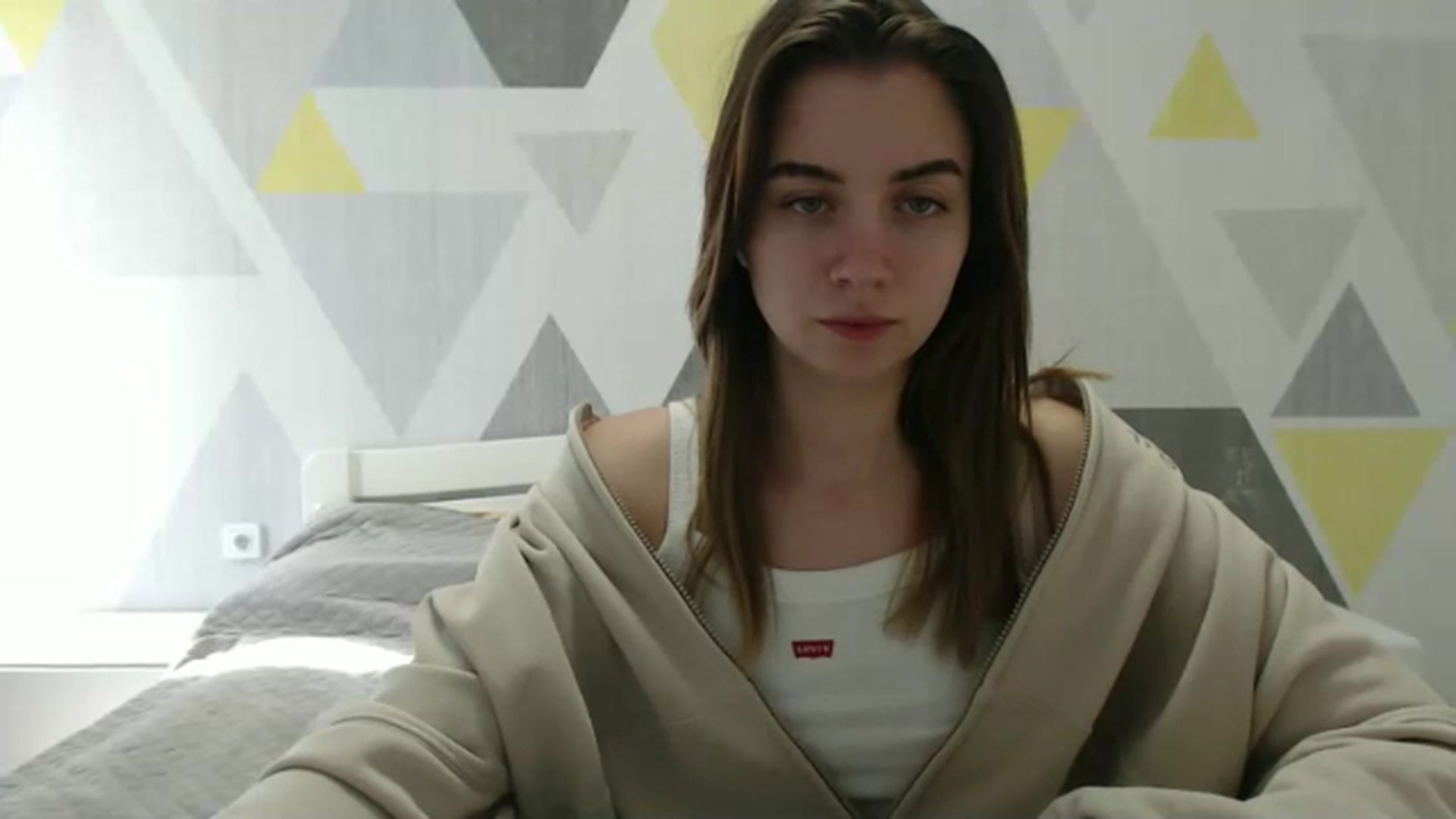 Gallery image thumbnail from Sulfate0's myfreecams stream on, 02/25/2025, 11:35 image 16 of 20