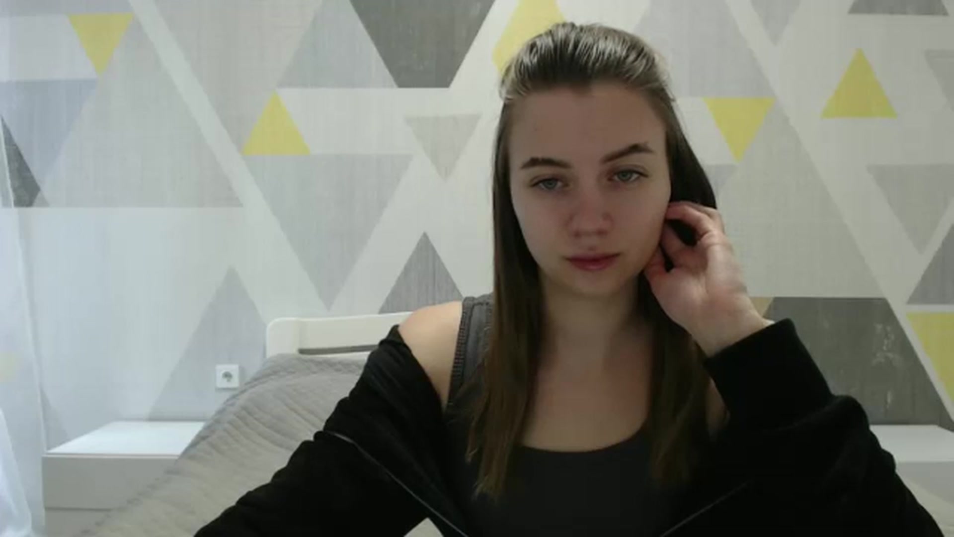 Gallery image thumbnail from Sulfate0's myfreecams stream on, 02/28/2025, 08:10 image 3 of 20