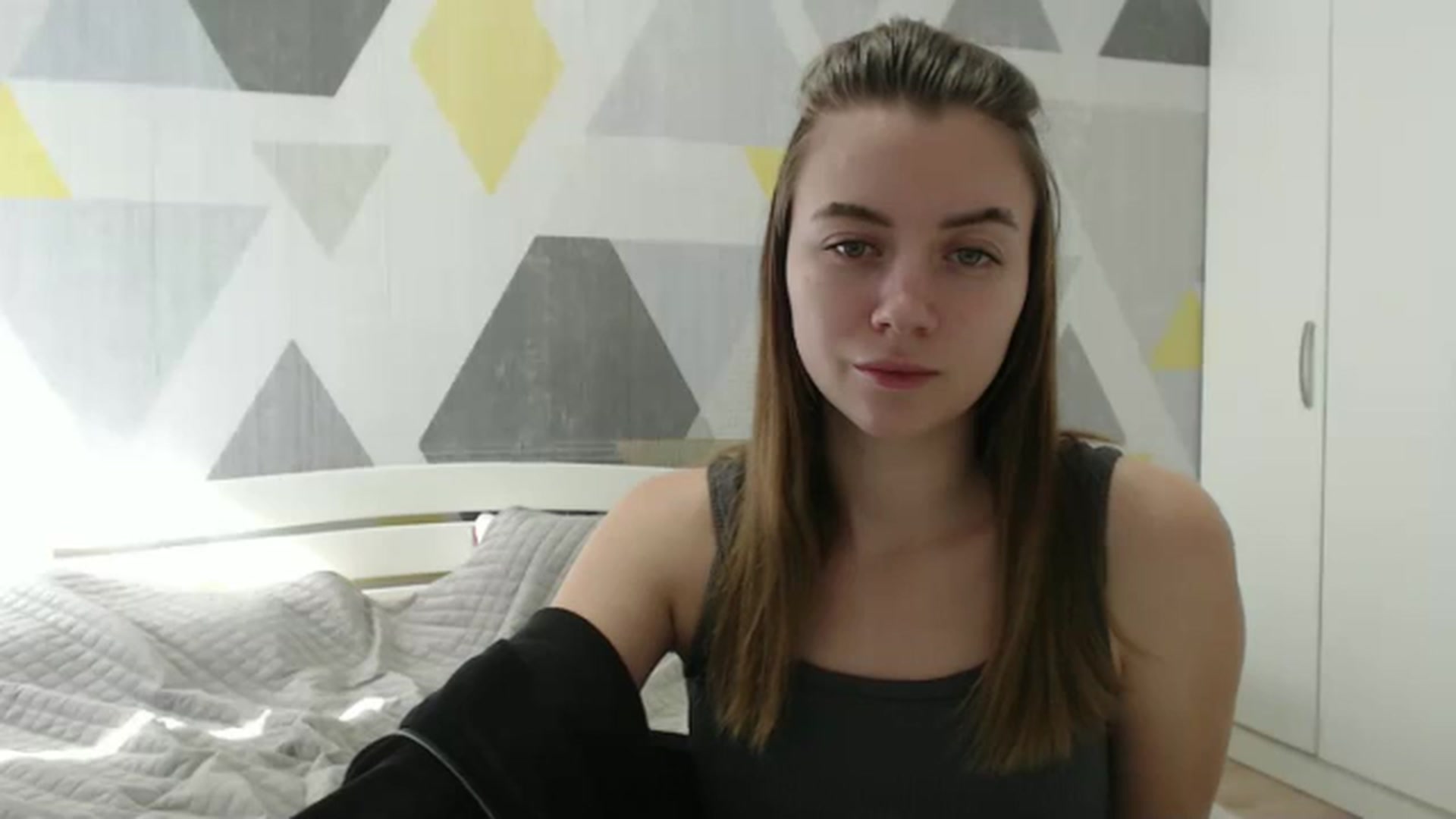 Gallery image thumbnail from Sulfate0's myfreecams stream on, 02/28/2025, 09:55 image 16 of 20