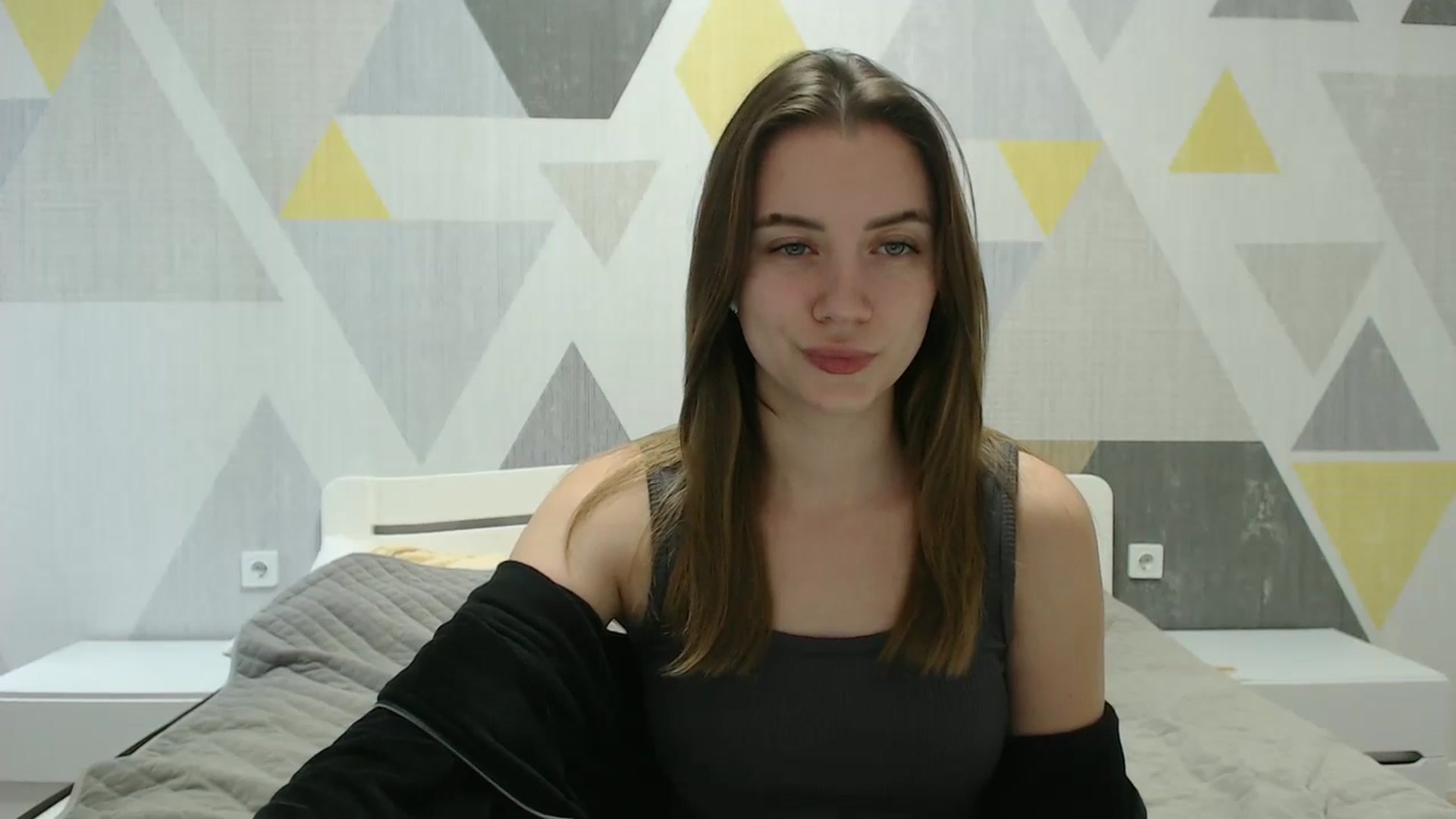Gallery image thumbnail from Sulfate0's myfreecams stream on, 03/01/2025, 10:24 image 10 of 20