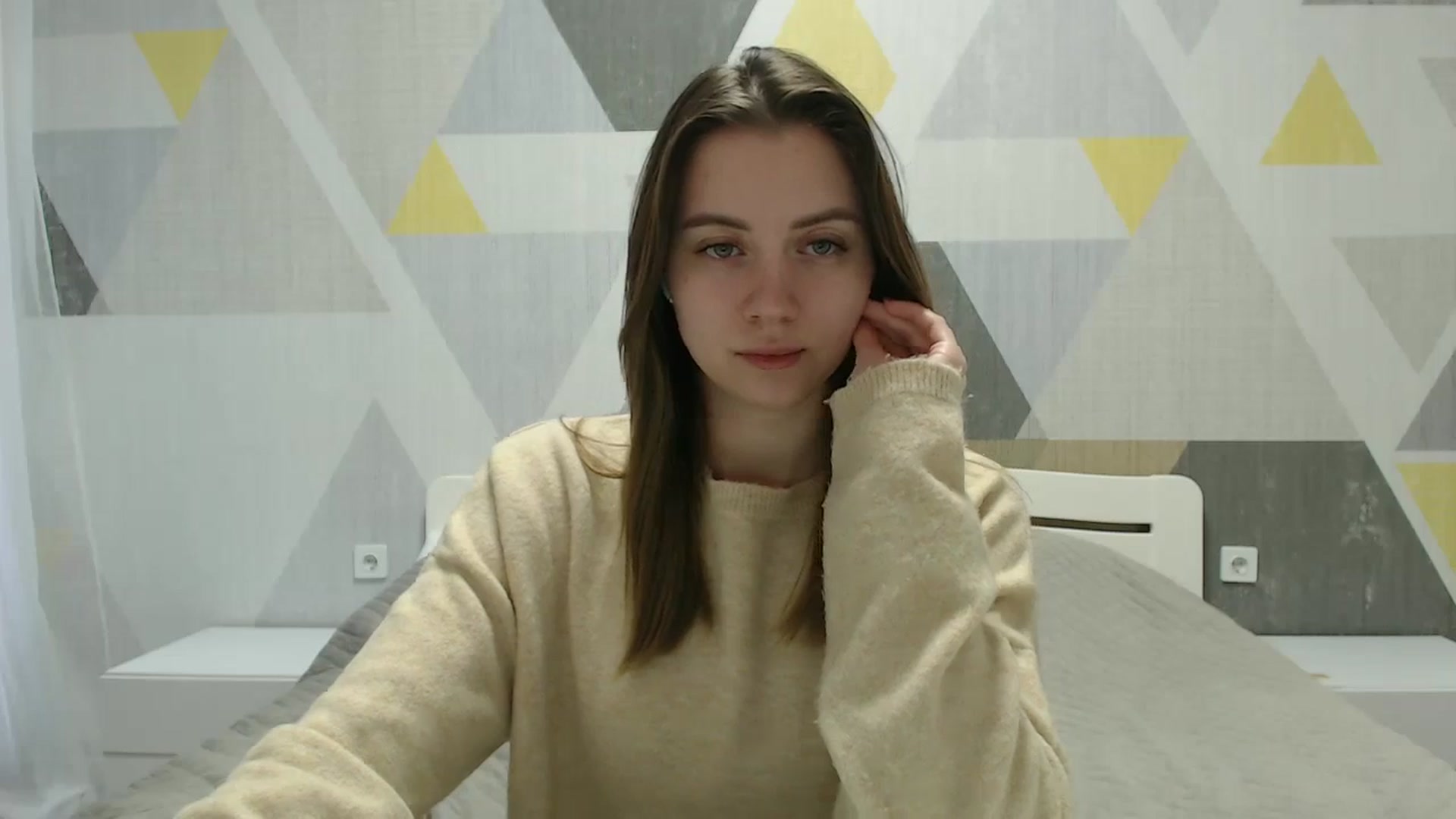 Gallery image thumbnail from Sulfate0's myfreecams stream on, 03/03/2025, 08:11 image 6 of 20