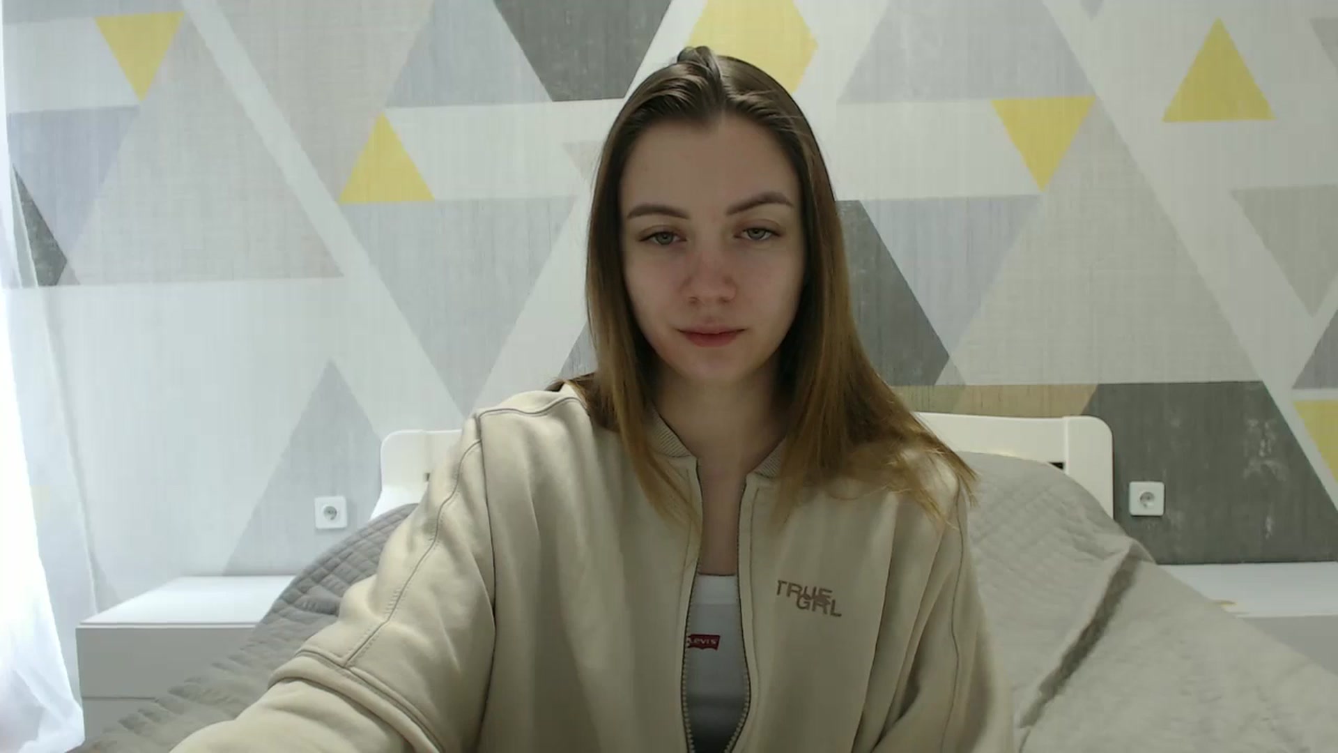 Gallery image thumbnail from Sulfate0's myfreecams stream on, 03/04/2025, 07:33 image 14 of 20
