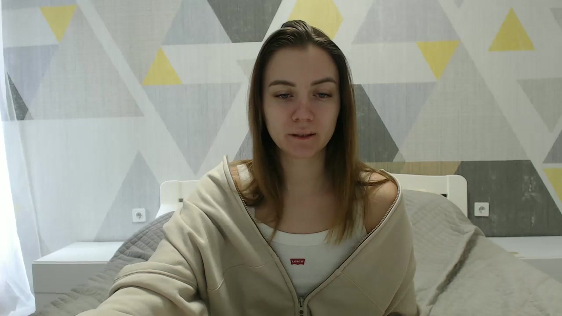 Gallery image thumbnail from Sulfate0's myfreecams stream on, 03/04/2025, 07:33 image 18 of 20