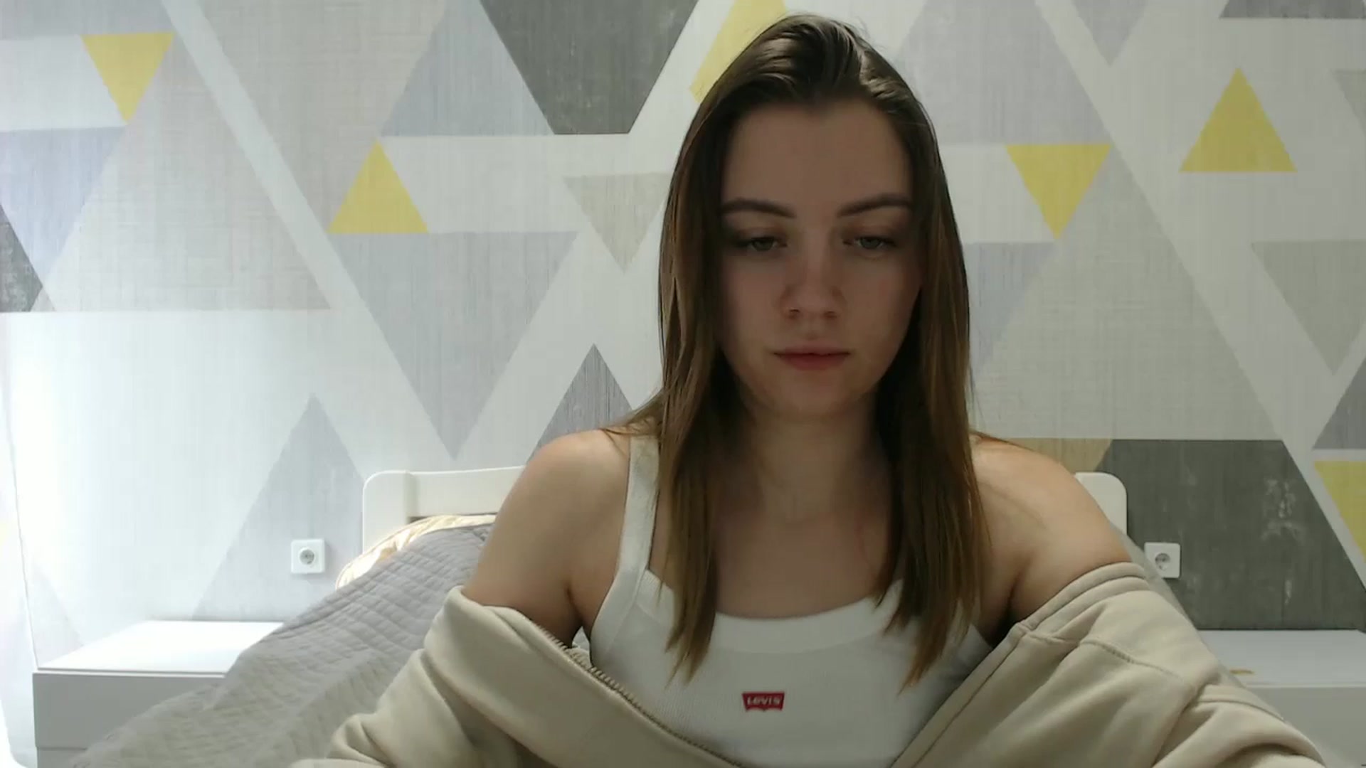 Gallery image thumbnail from Sulfate0's myfreecams stream on, 03/04/2025, 09:46 image 12 of 20