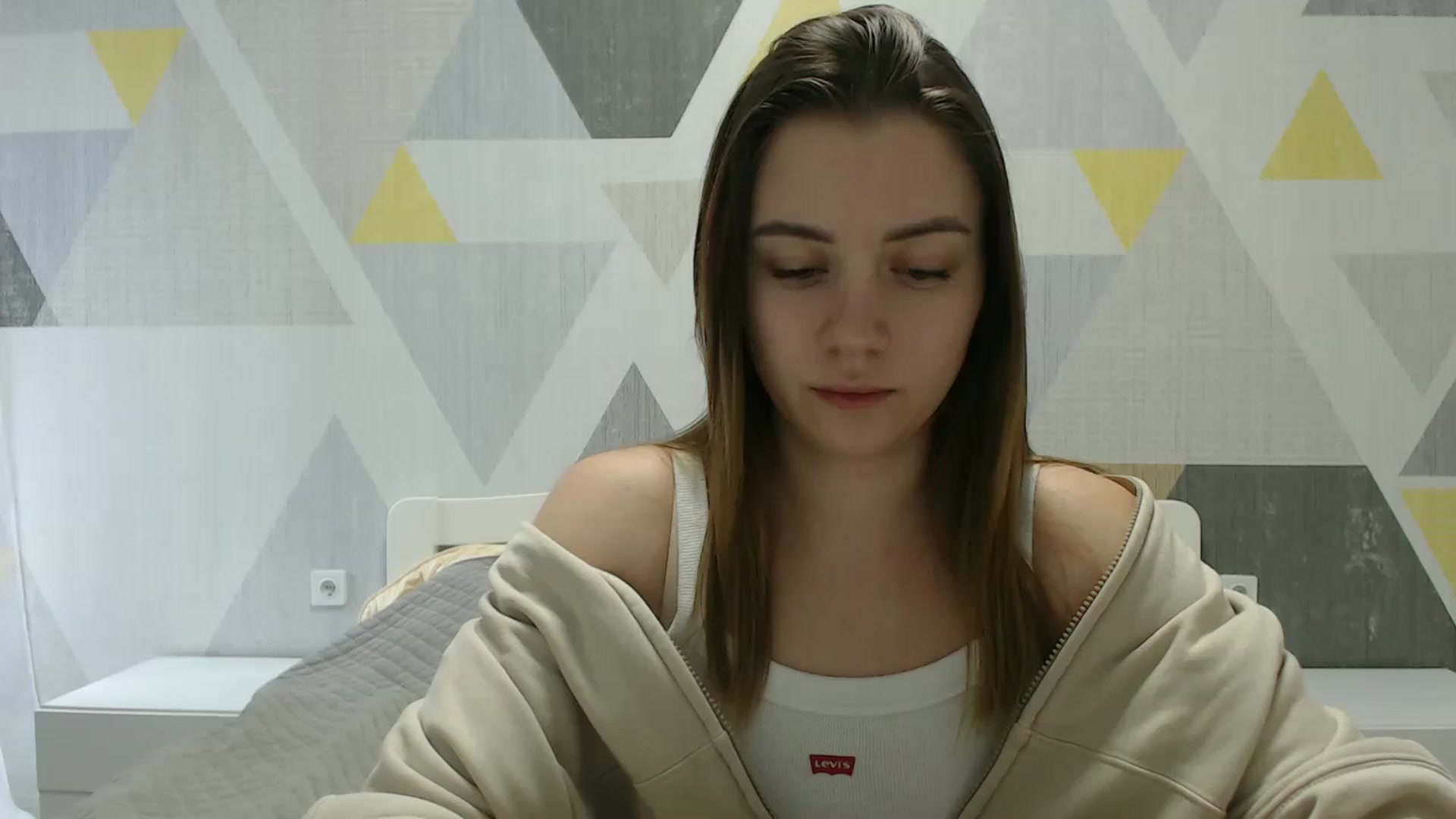 Gallery image thumbnail from Sulfate0's myfreecams stream on, 03/04/2025, 09:46 image 1 of 20
