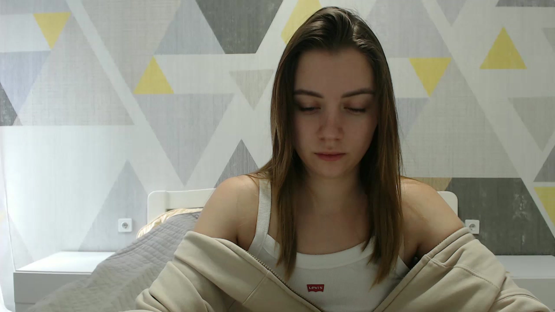 Gallery image thumbnail from Sulfate0's myfreecams stream on, 03/04/2025, 09:46 image 13 of 20