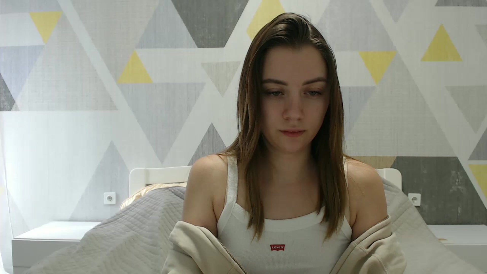 Gallery image thumbnail from Sulfate0's myfreecams stream on, 03/04/2025, 09:46 image 14 of 20