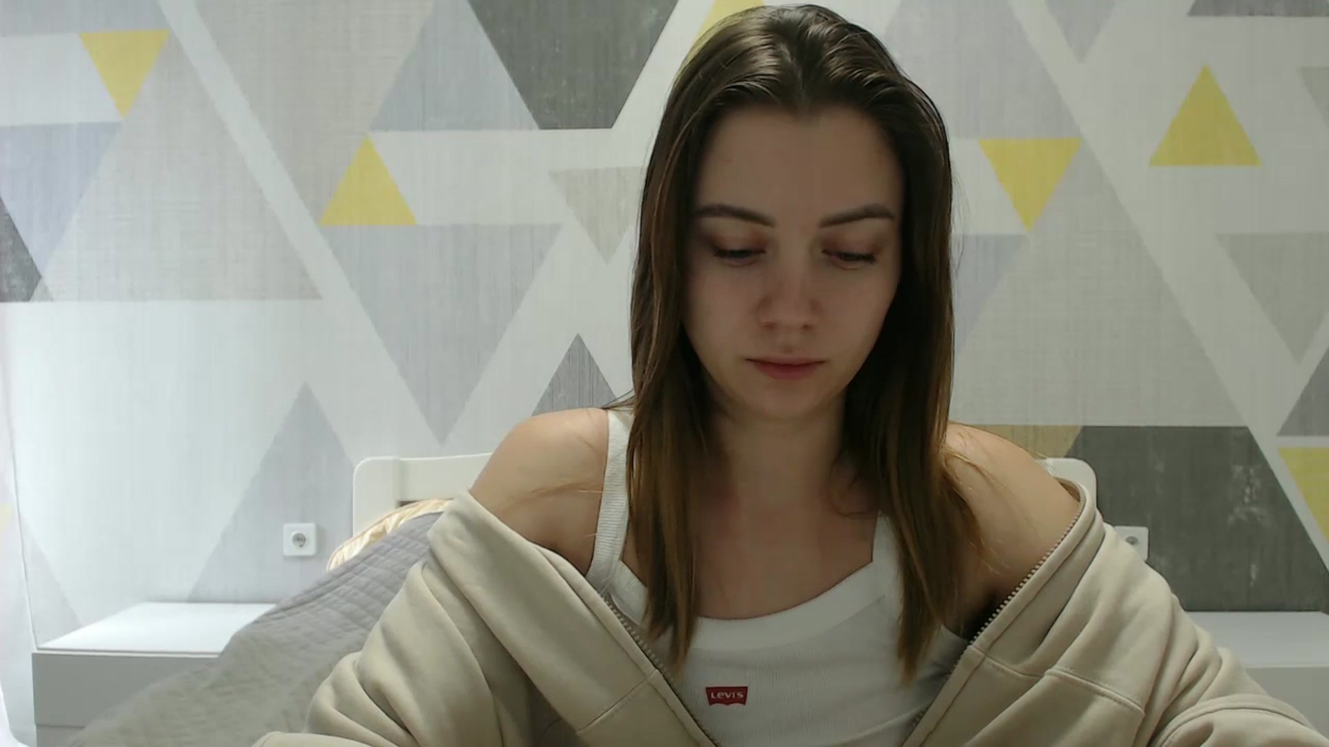 Gallery image thumbnail from Sulfate0's myfreecams stream on, 03/04/2025, 09:46 image 19 of 20