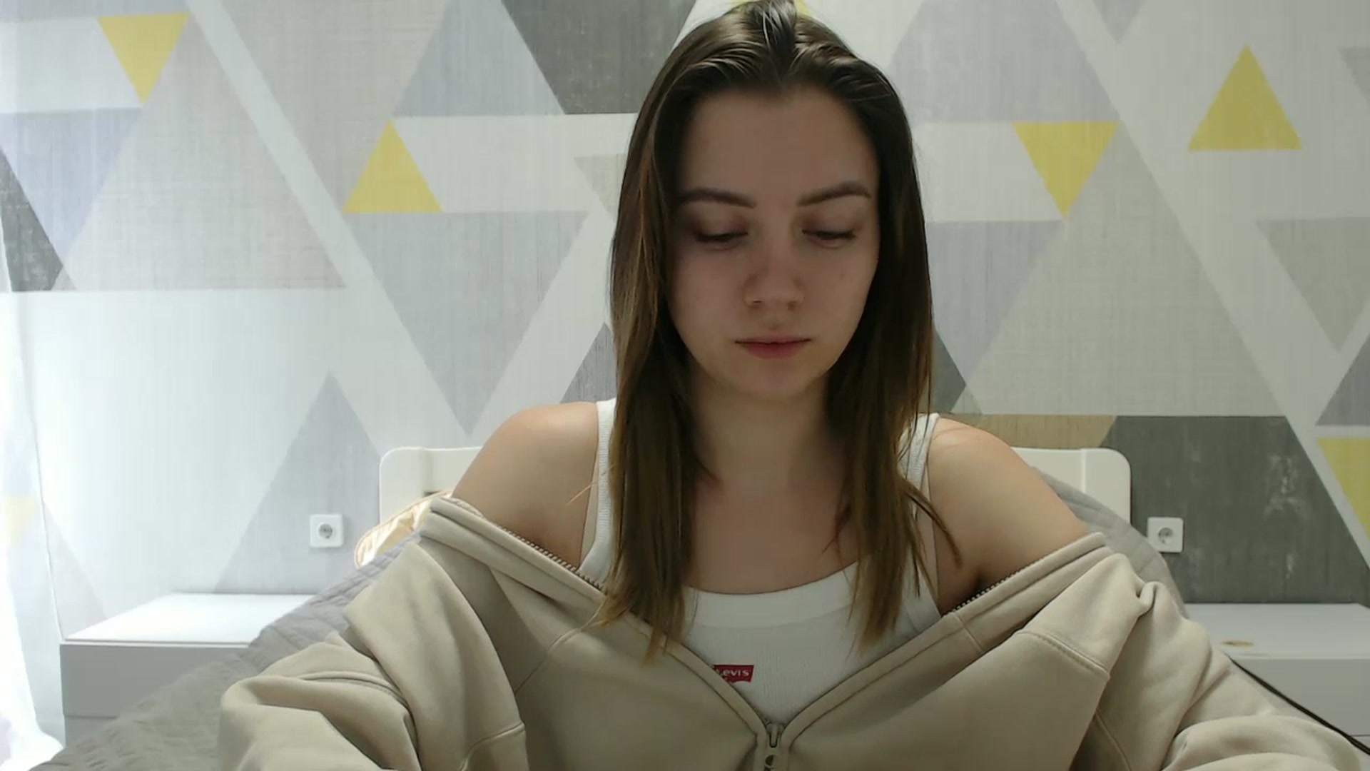 Gallery image thumbnail from Sulfate0's myfreecams stream on, 03/04/2025, 10:13 image 14 of 20