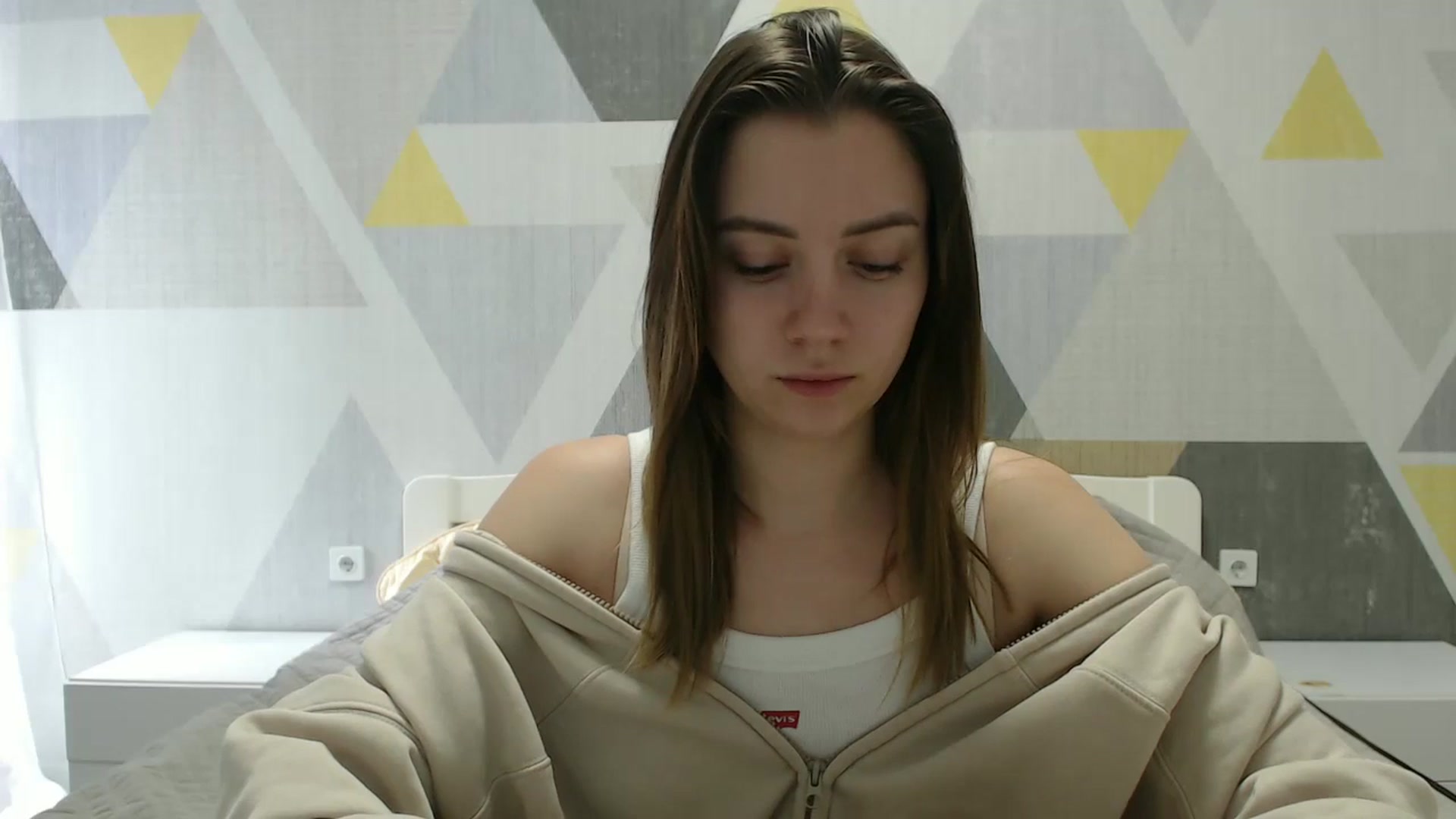 Gallery image thumbnail from Sulfate0's myfreecams stream on, 03/04/2025, 10:13 image 15 of 20