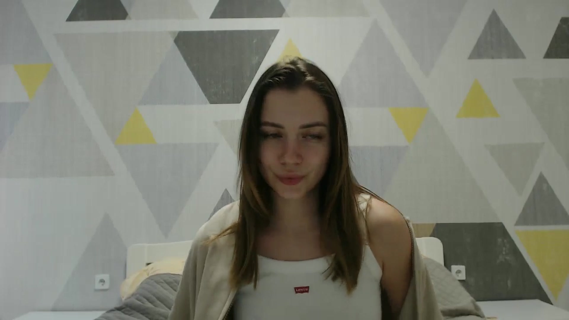 Gallery image thumbnail from Sulfate0's myfreecams stream on, 03/04/2025, 14:36 image 13 of 20