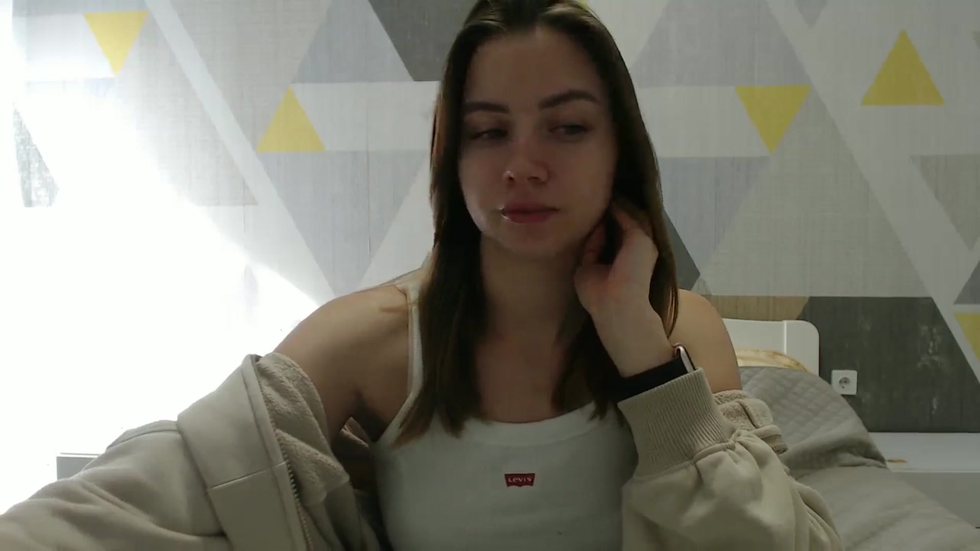 Gallery image thumbnail from Sulfate0's myfreecams stream on, 03/05/2025, 09:33 image 9 of 20