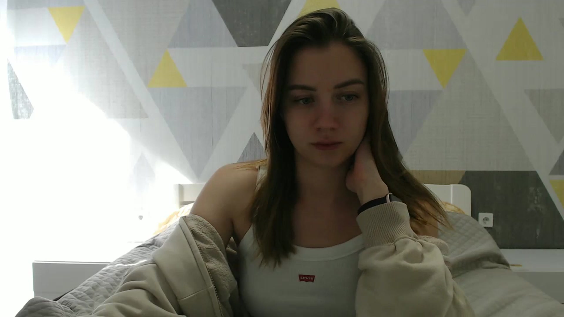 Gallery image thumbnail from Sulfate0's myfreecams stream on, 03/05/2025, 09:33 image 14 of 20