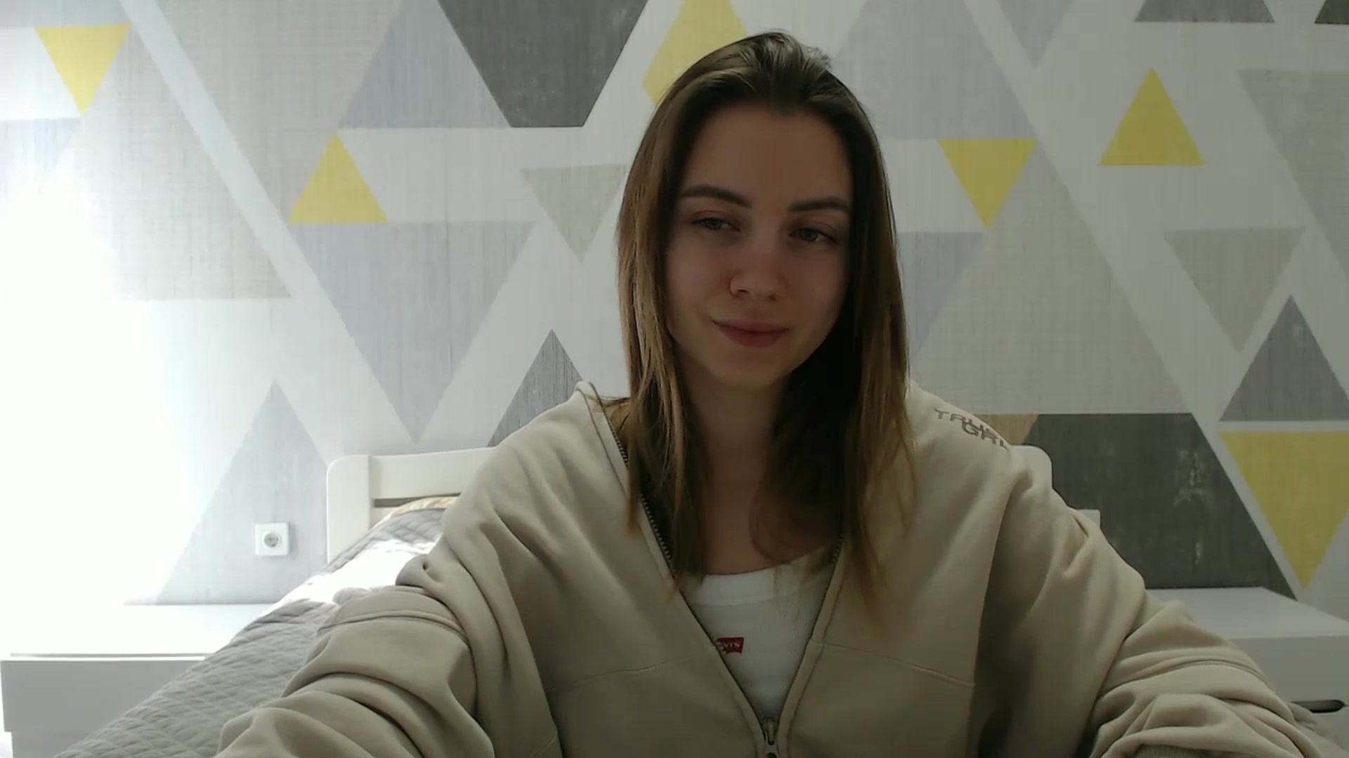 Gallery image thumbnail from Sulfate0's myfreecams stream on, 03/05/2025, 10:51 image 4 of 20
