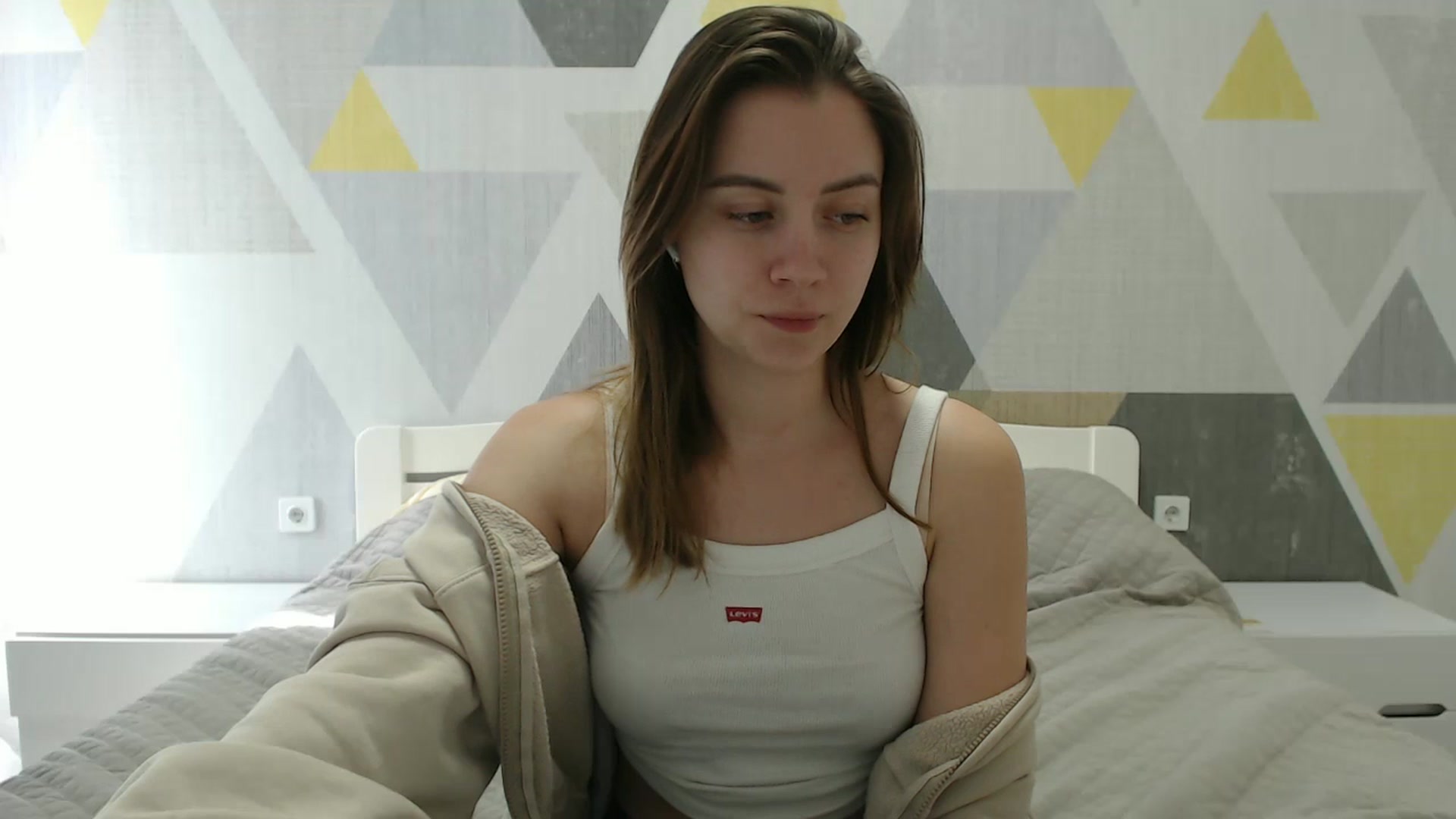 Gallery image thumbnail from Sulfate0's myfreecams stream on, 03/05/2025, 11:35 image 11 of 20