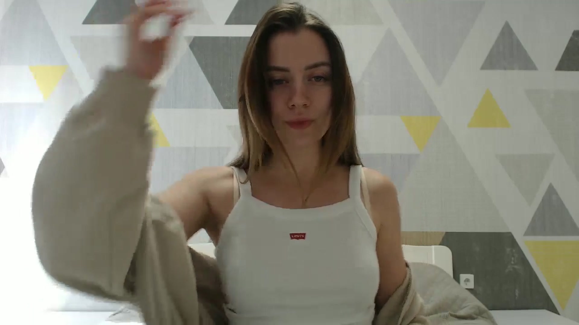 Gallery image thumbnail from Sulfate0's myfreecams stream on, 03/05/2025, 11:35 image 9 of 20