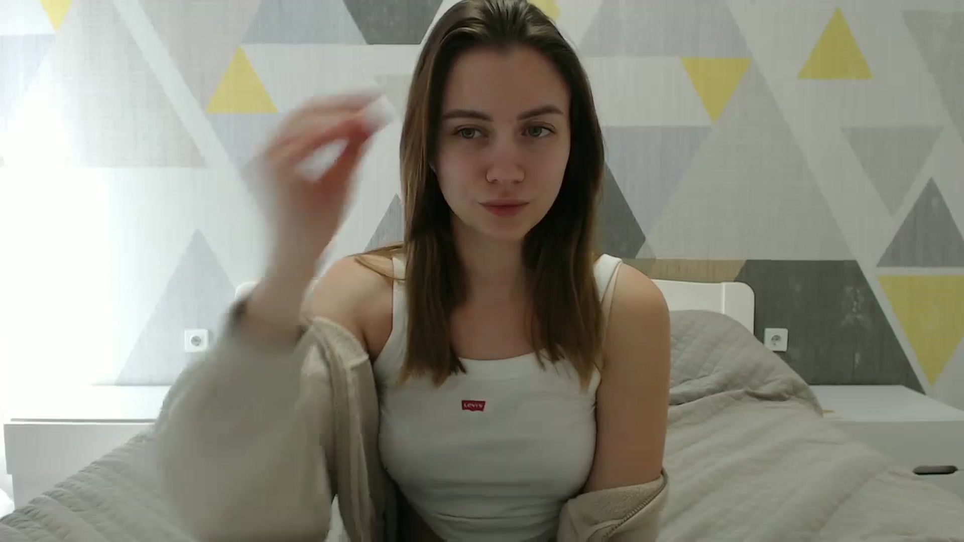Gallery image thumbnail from Sulfate0's myfreecams stream on, 03/05/2025, 11:35 image 13 of 20