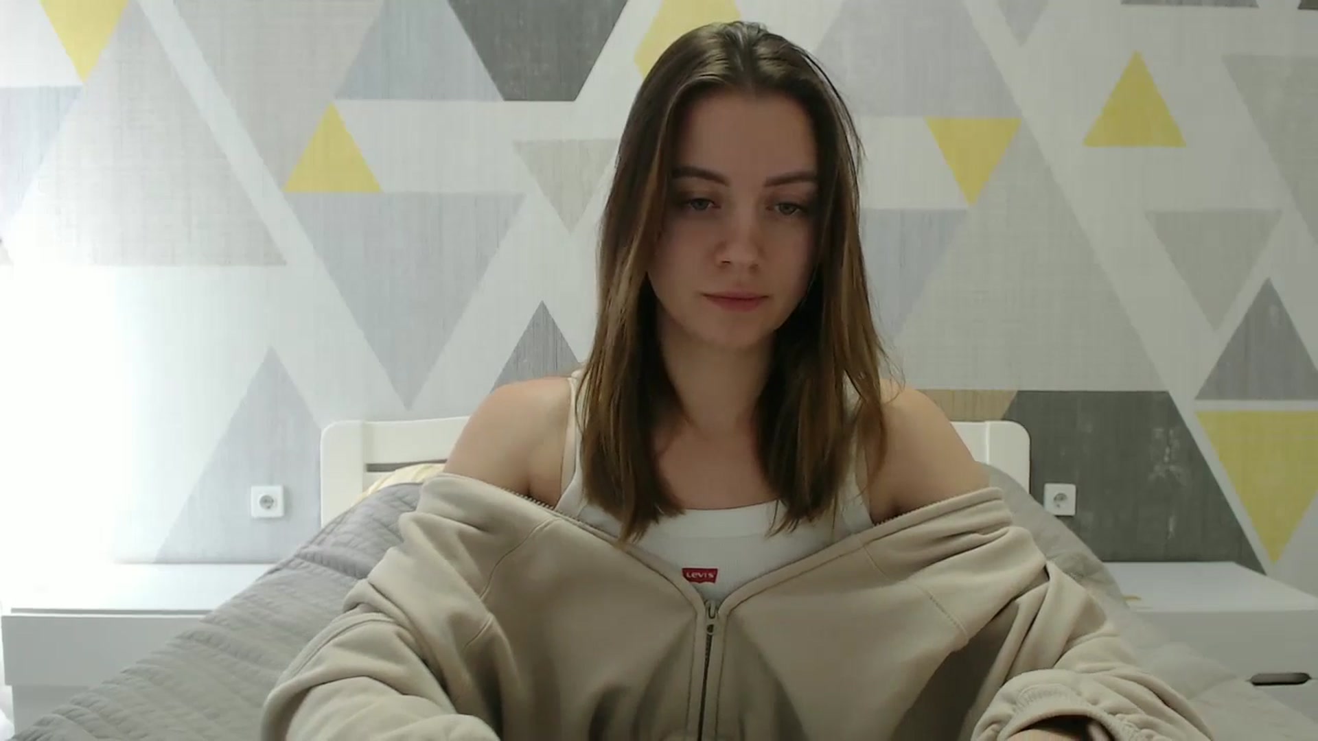 Gallery image thumbnail from Sulfate0's myfreecams stream on, 03/05/2025, 11:54 image 8 of 20